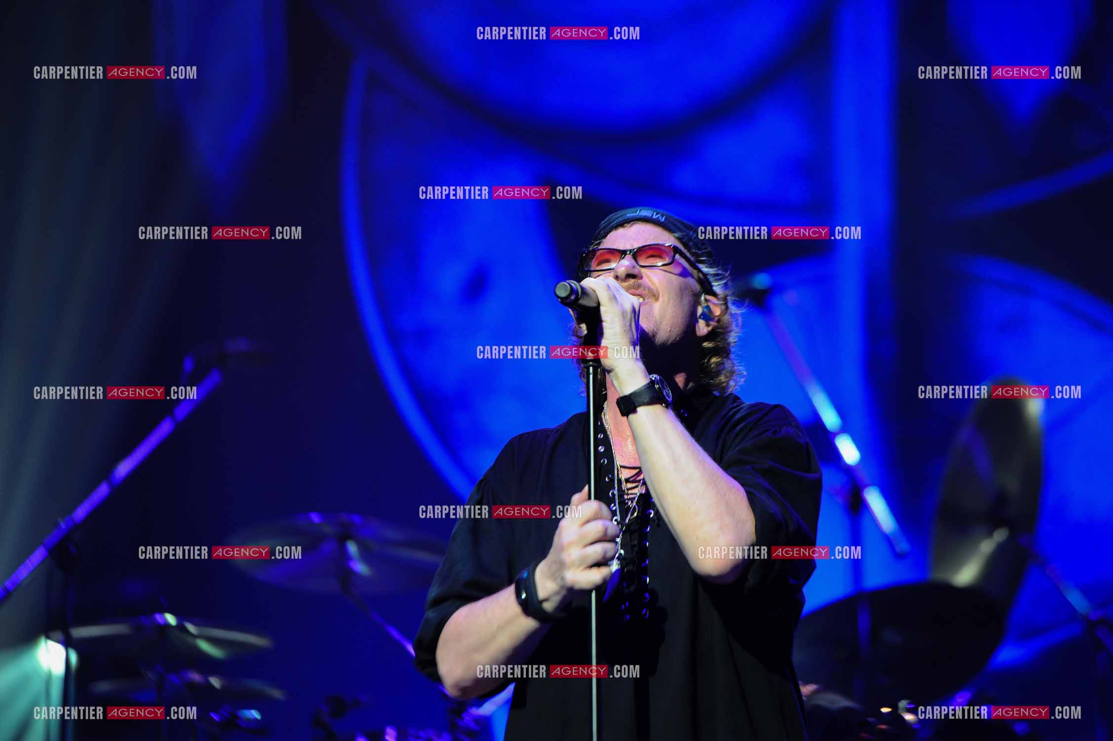Le groupe Toto en concert au Zénith de Paris. Le chanteur du groupe, Joe Williams. ( Exclusif )