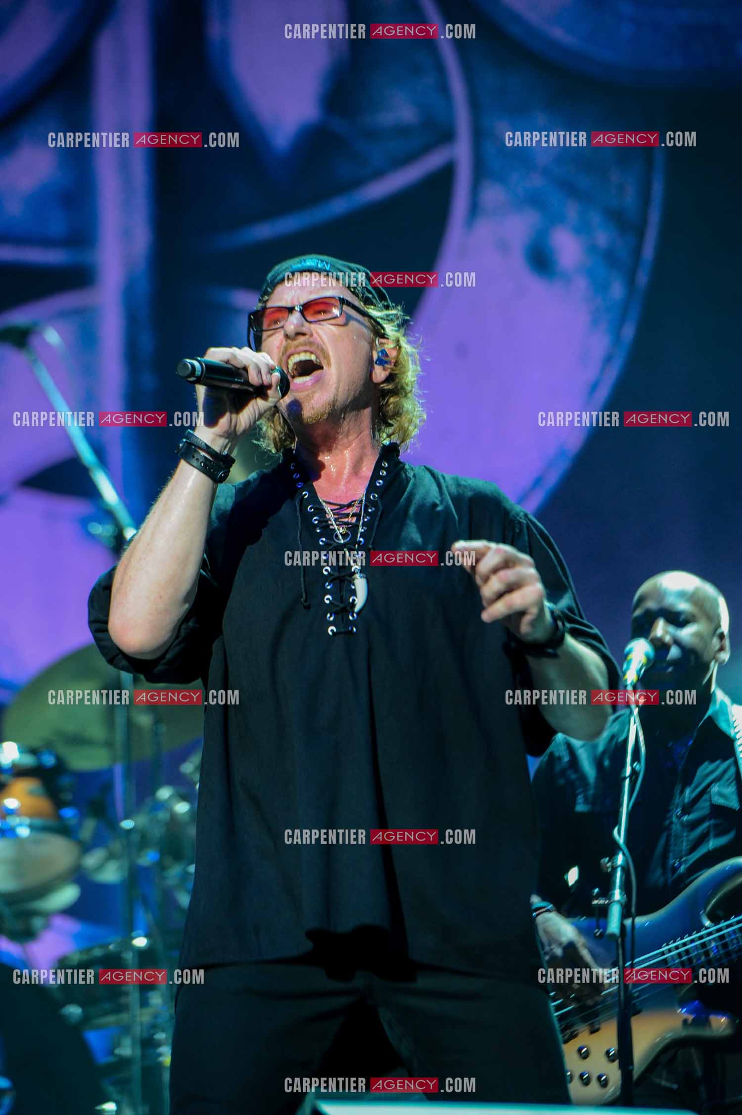 Le groupe Toto en concert au Zénith de Paris. Le chanteur du groupe, Joe Williams. ( Exclusif )