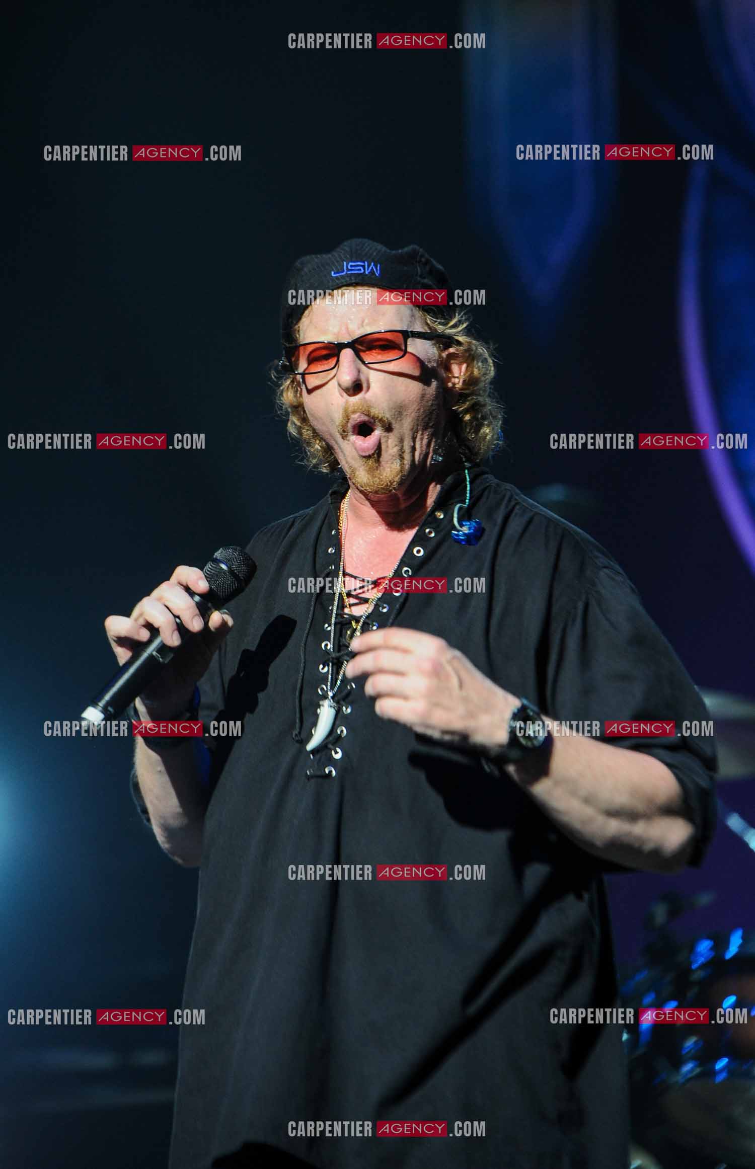 Le groupe Toto en concert au Zénith de Paris. Le chanteur du groupe, Joe Williams. ( Exclusif )