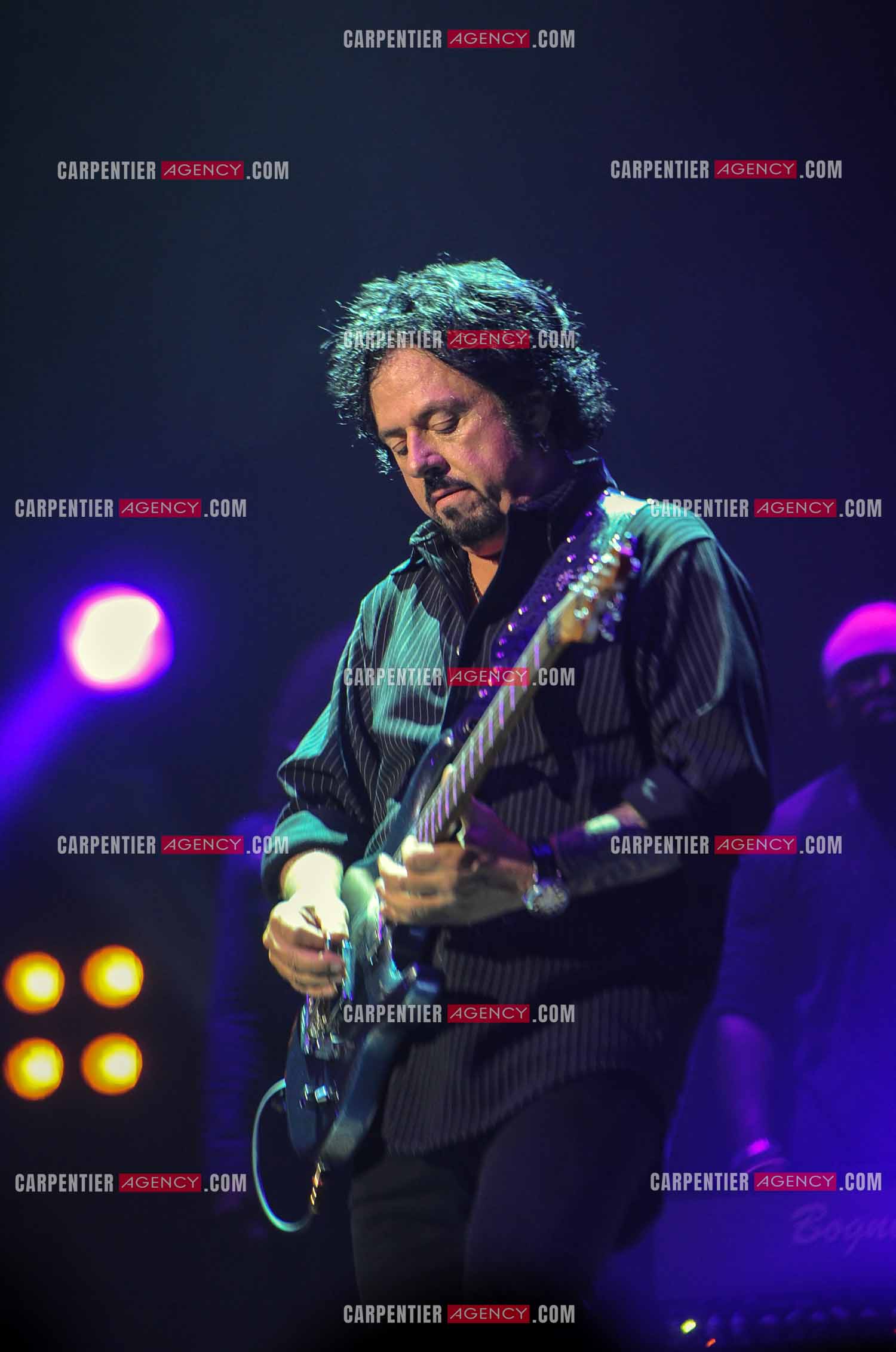 Le groupe Toto en concert au Zénith de Paris. Le guitariste du groupe, Steve Lukather.  ( Exclusif )