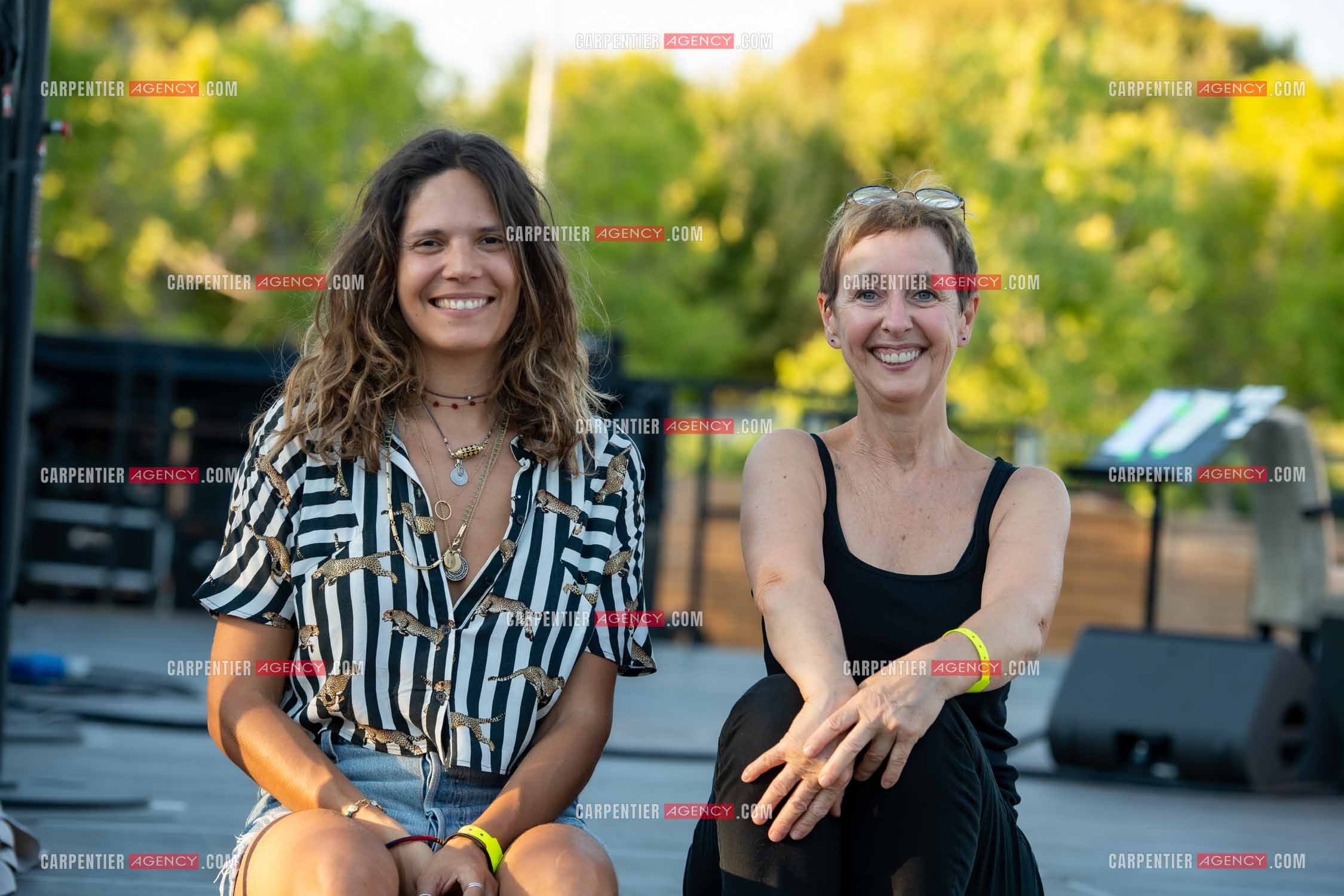 La chanteuse Vanille Clerc lors de sa tournée d'été en première partie de Enzo Enzo à Sanary sur Mer. Vanille Clerc et Enzo Enzo.  ( Exclusif )