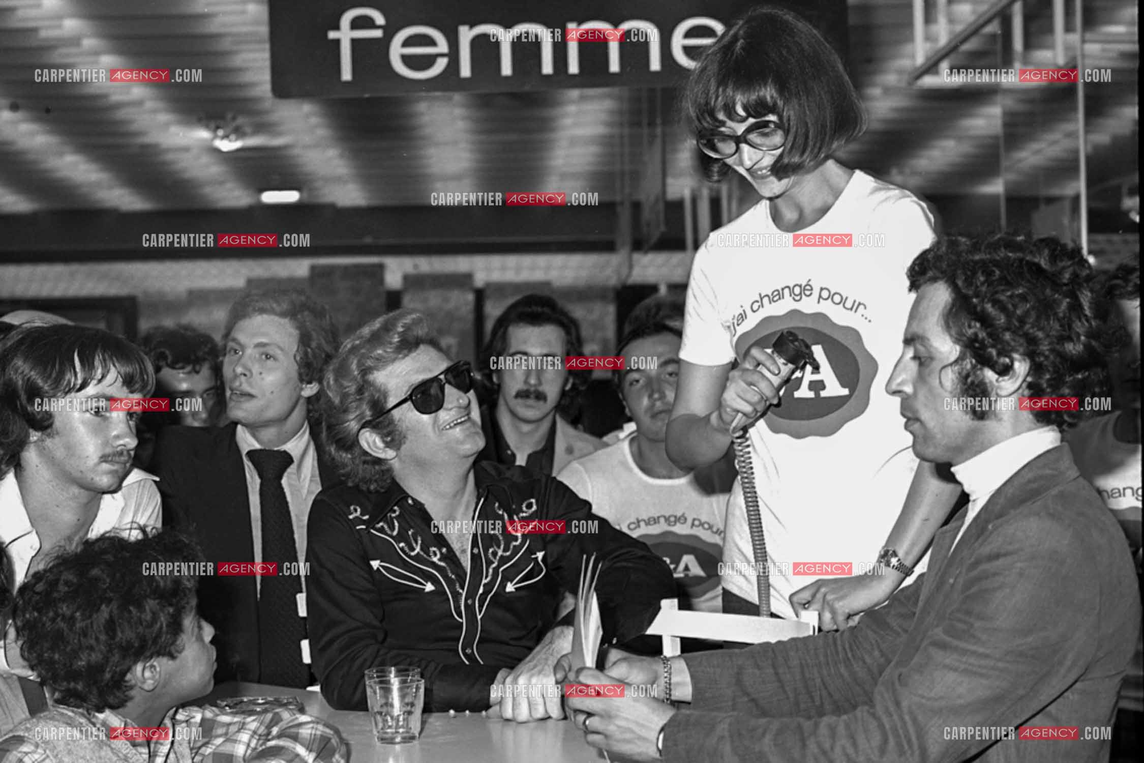 Le chanteur Eddy Mitchell invité pour l'inauguration du centre commercial C&A de la Part-Dieu à Lyon.  ( Exclusif )