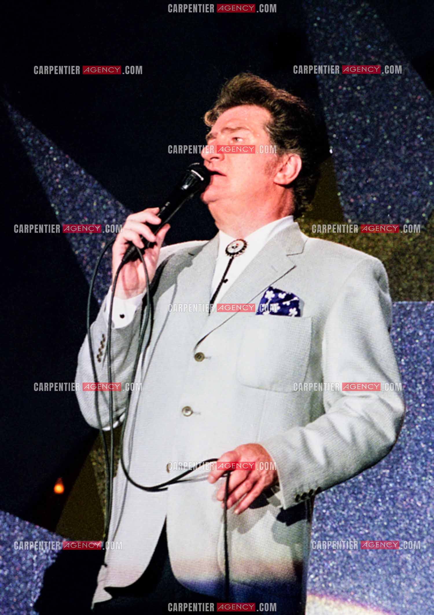 Le chanteur Eddy Mitchell en concert au Zénith de Paris du 08 au 12 février 1994.