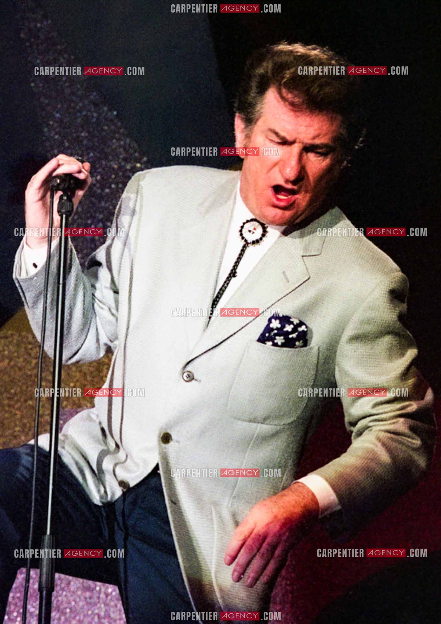 Le chanteur Eddy Mitchell en concert au Zénith de Paris du 08 au 12 février 1994.