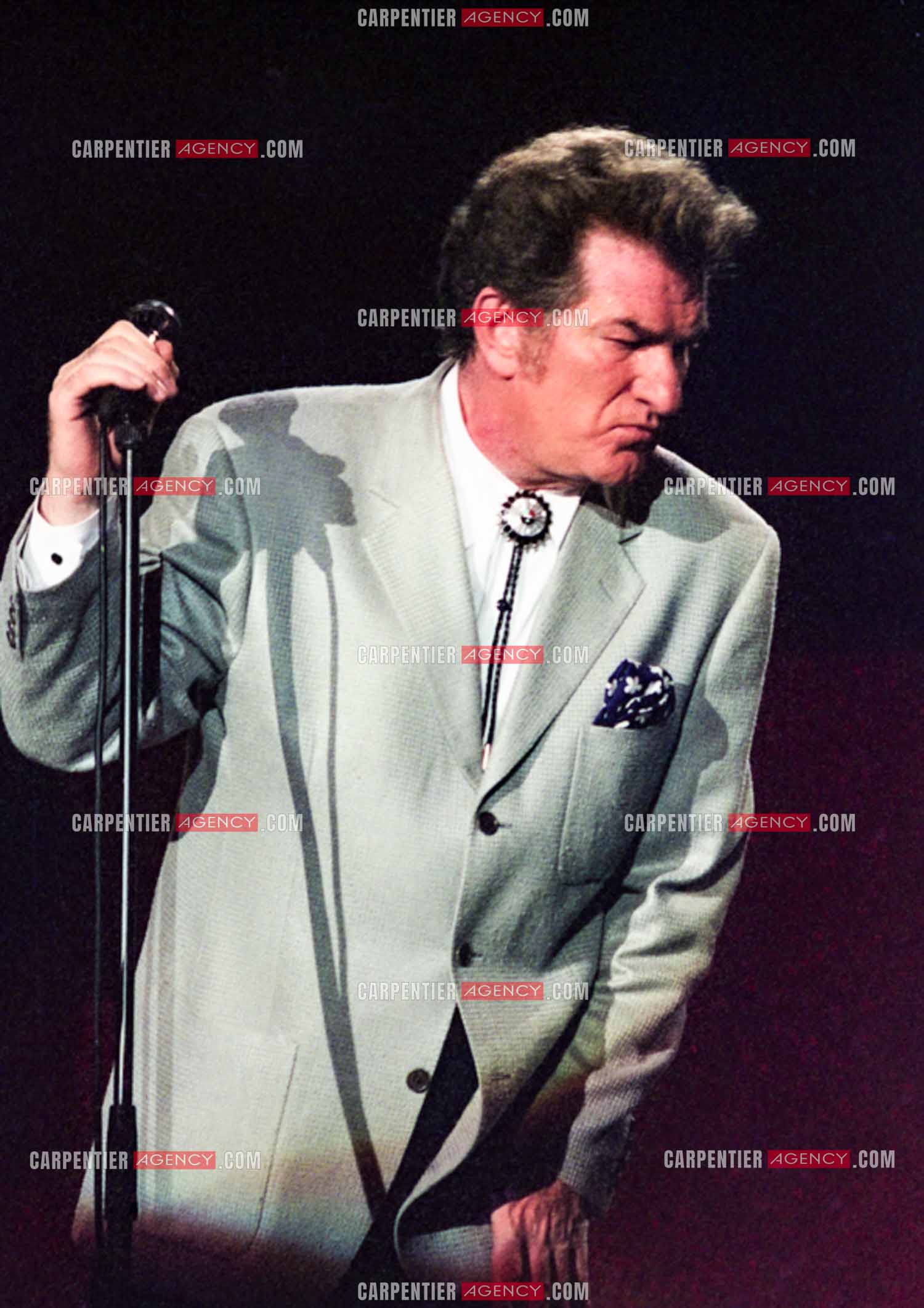 Le chanteur Eddy Mitchell en concert au Zénith de Paris du 08 au 12 février 1994.