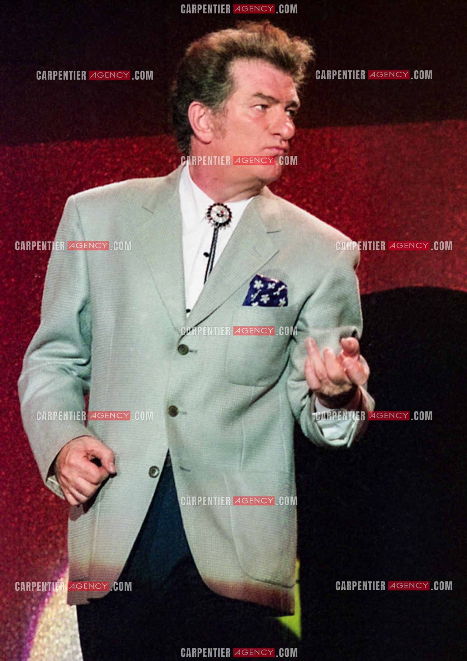 Le chanteur Eddy Mitchell en concert au Zénith de Paris du 08 au 12 février 1994.