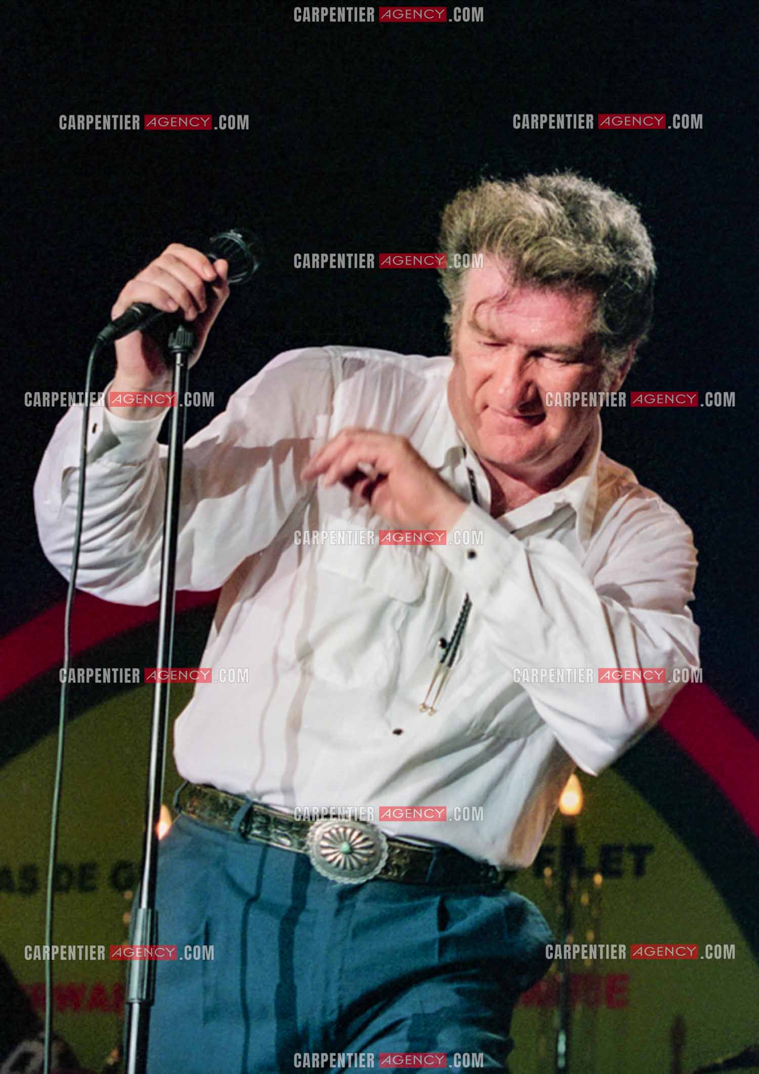 Le chanteur Eddy Mitchell en concert au Zénith de Paris du 08 au 12 février 1994.