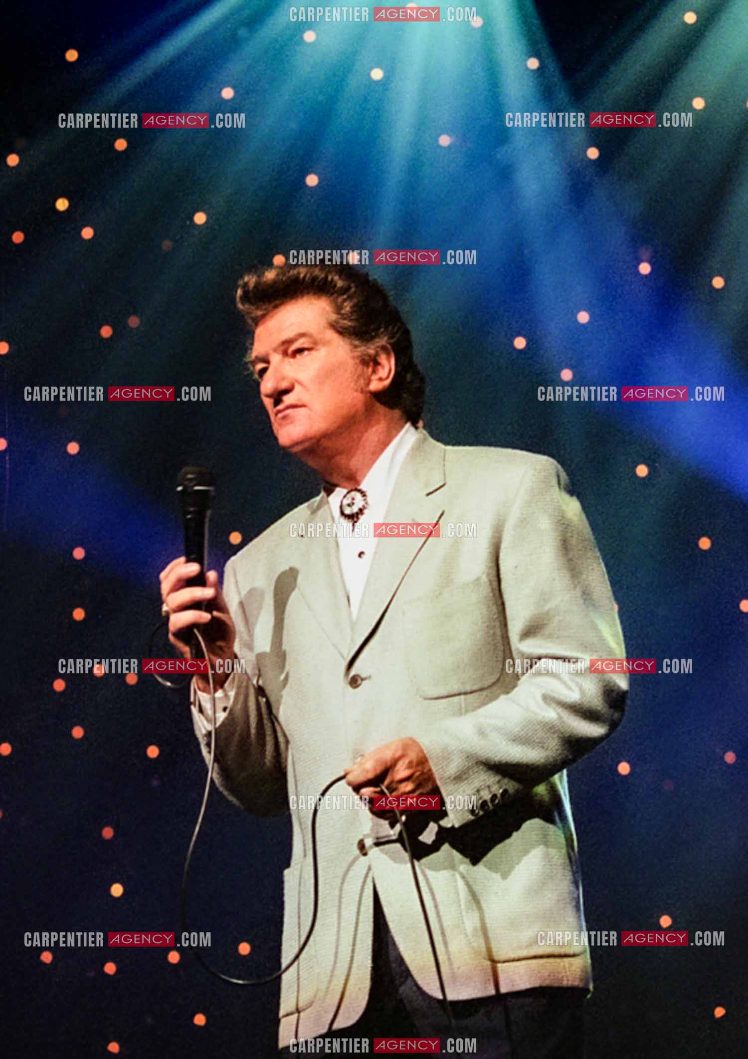 Le chanteur Eddy Mitchell en concert au Zénith de Paris du 08 au 12 février 1994.