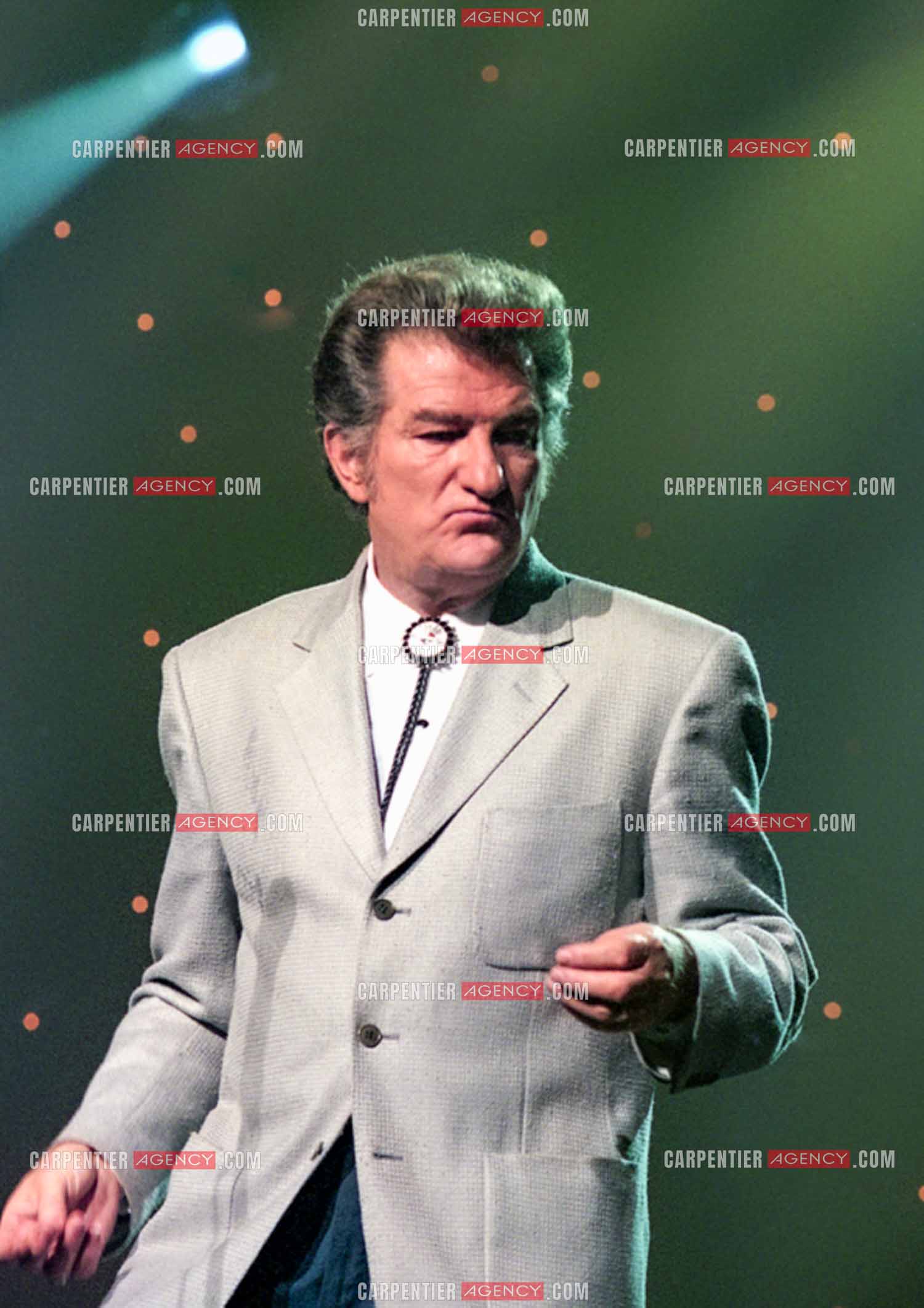 Le chanteur Eddy Mitchell en concert au Zénith de Paris du 08 au 12 février 1994.