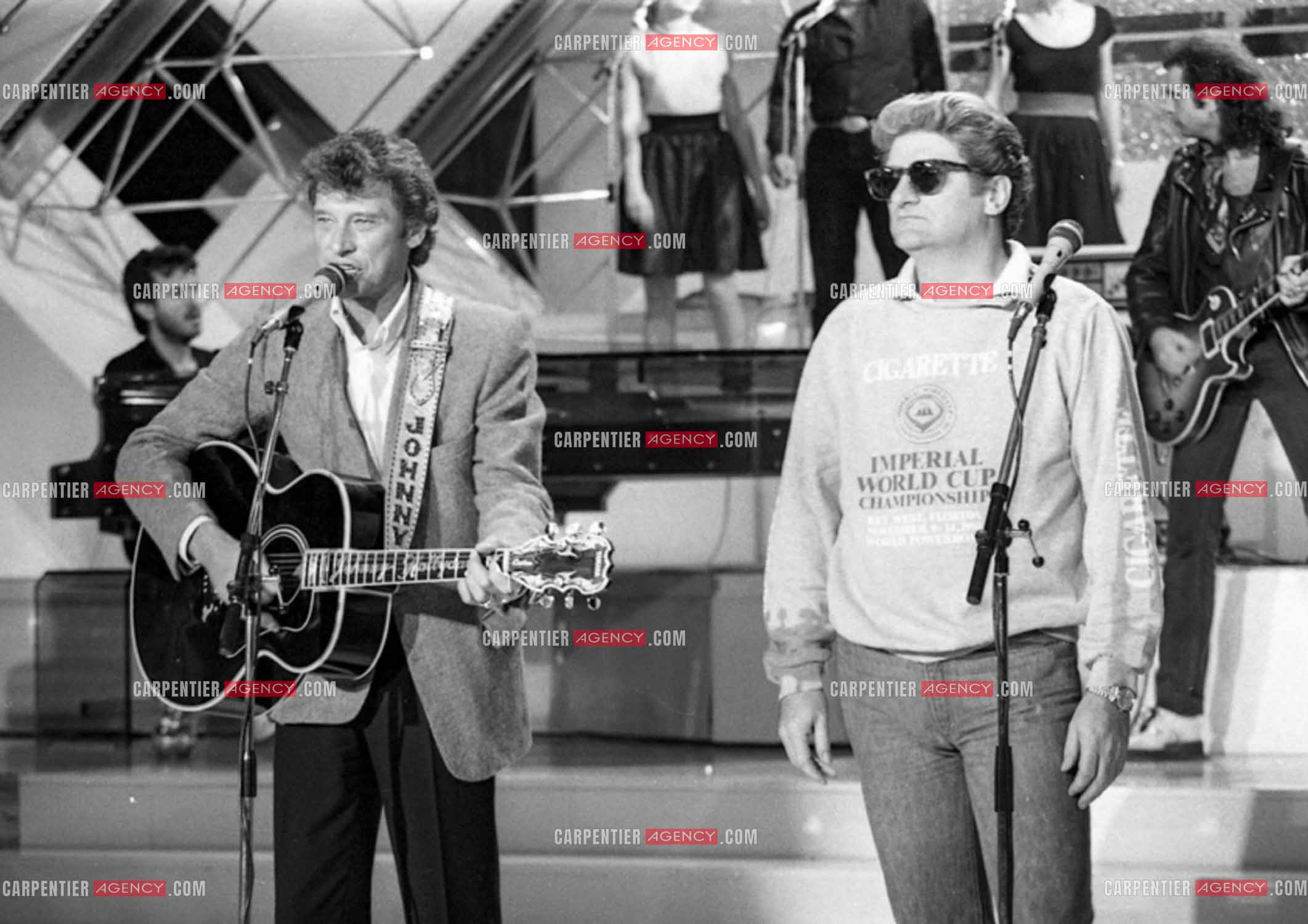 Enregistrement de l'émission “Champs Élysées“ avec Eddy Mitchell et Johnny Hallyday.  ( Exclusif )