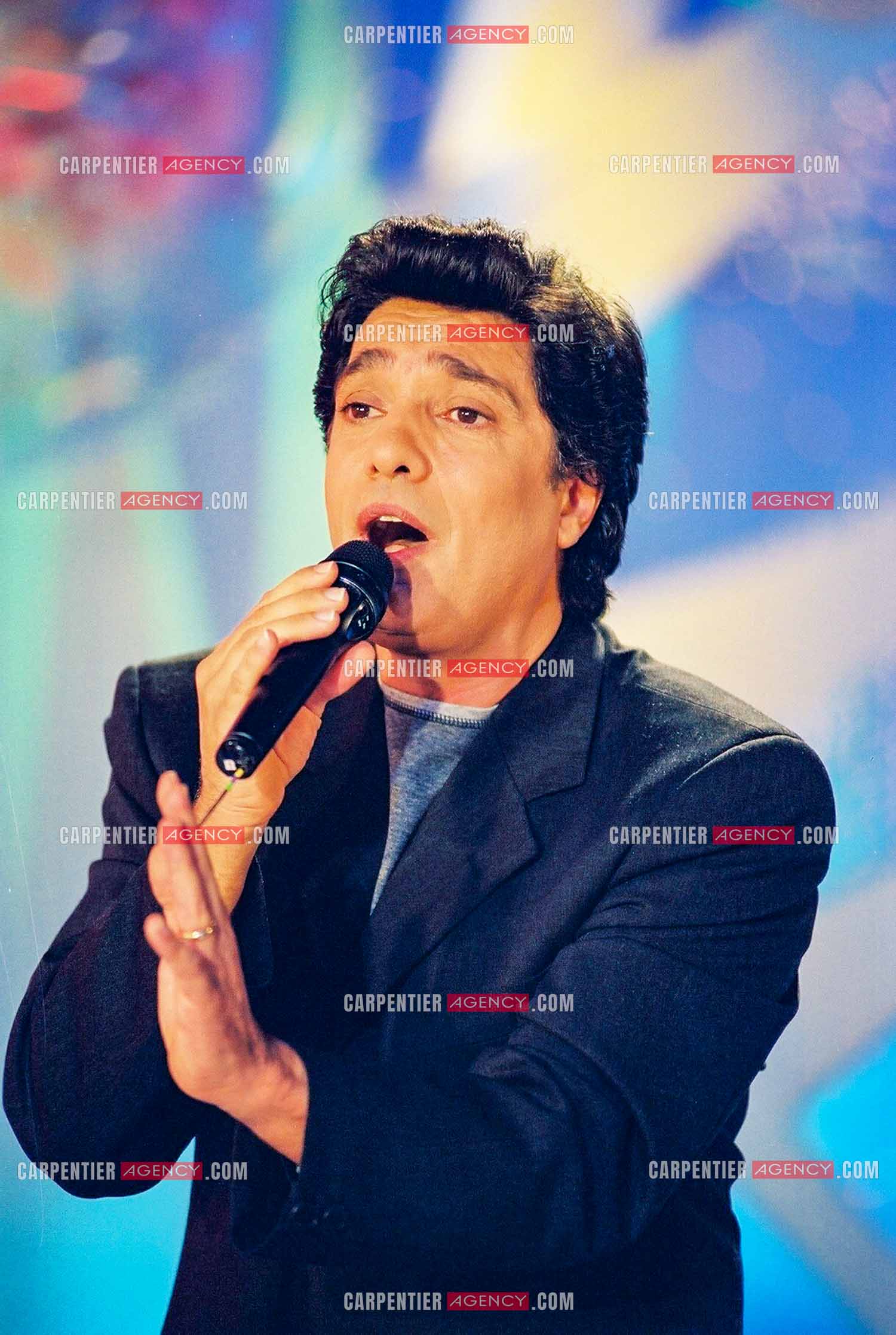 Le chanteur Frédéric François invité de l'émission “La Chance Aux Chansons“ pour la promotion de son nouvel album “Les Plus Grandes Mélodies Italiennes“.  ( Exclusif )