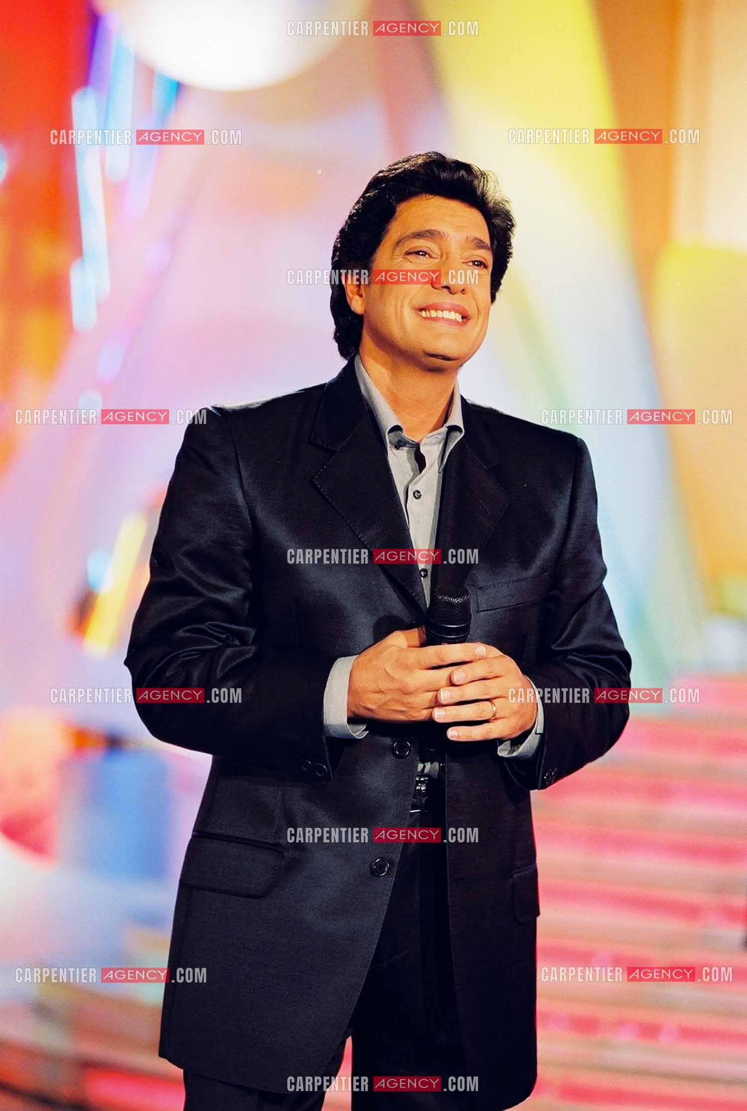 Le chanteur Frédéric François invité de l'émission “La Chance Aux Chansons“ pour la promotion de son nouvel album “Les Plus Grandes Mélodies Italiennes“.  ( Exclusif )