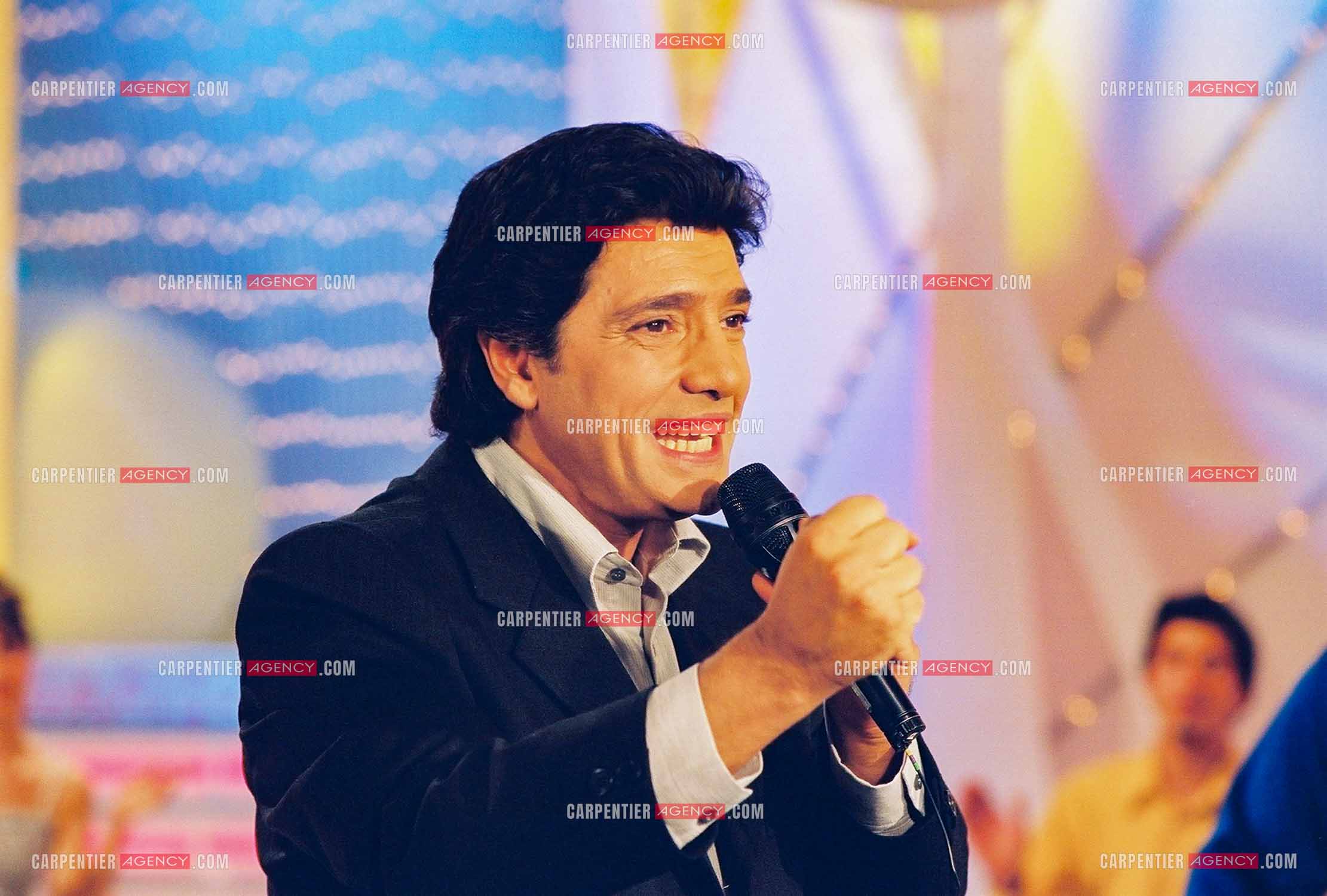 Le chanteur Frédéric François invité de l'émission “La Chance Aux Chansons“ pour la promotion de son nouvel album “Les Plus Grandes Mélodies Italiennes“.  ( Exclusif )