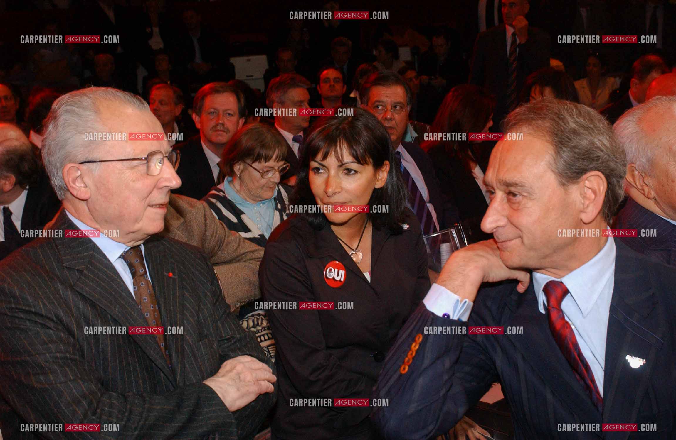 Grand meeting " OUI A L'EUROPE SOCIALE “ à Paris réunissant la Gauche le 18 Mai 2005.Jacques Delors, Anne Hidalgo et Bertrand Delanoë.