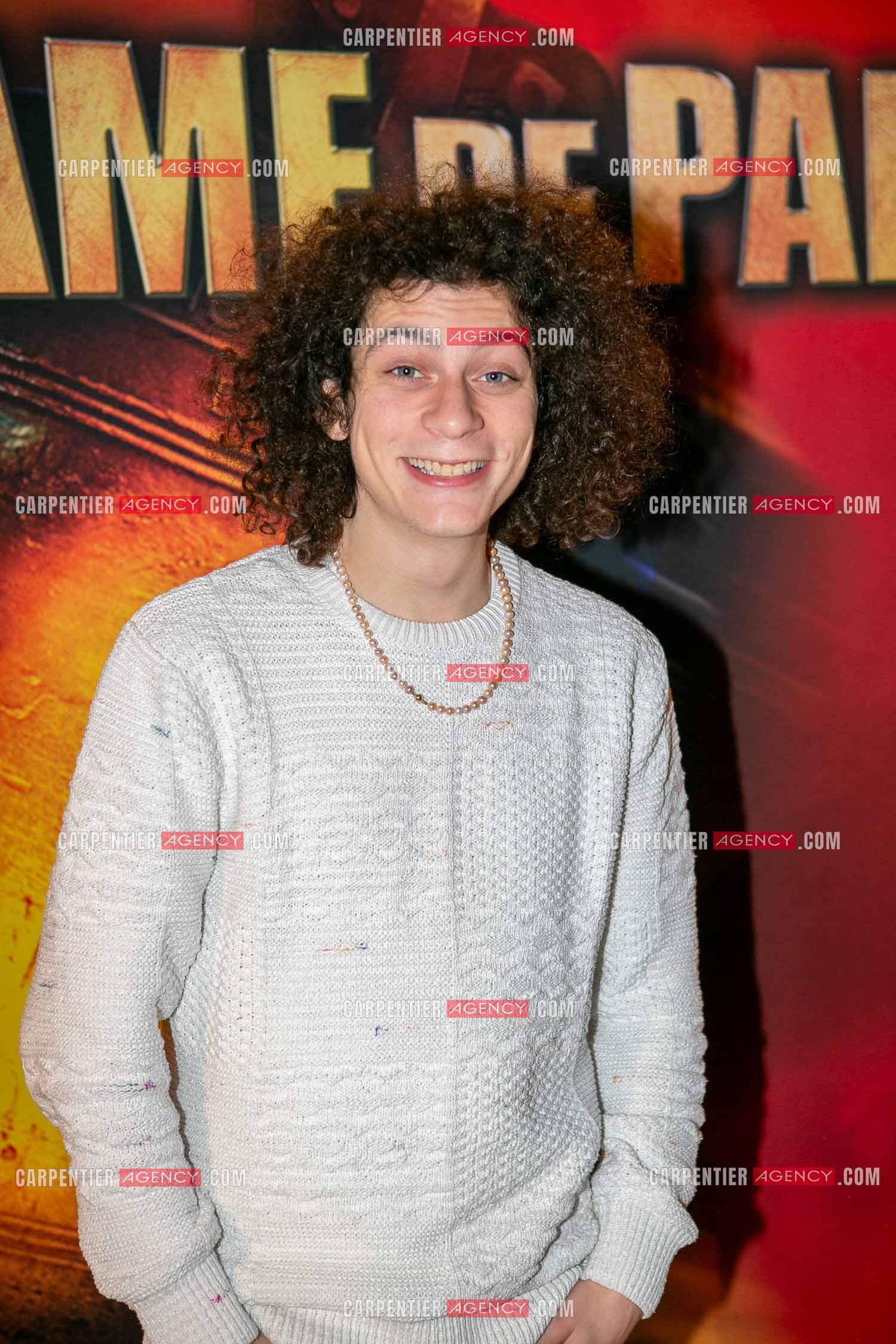 Générale de la comédie musicale Notre Dame de Paris au Palais des Congrés de Paris le 23 Nov 2023. L'humoriste Roman Doduik.