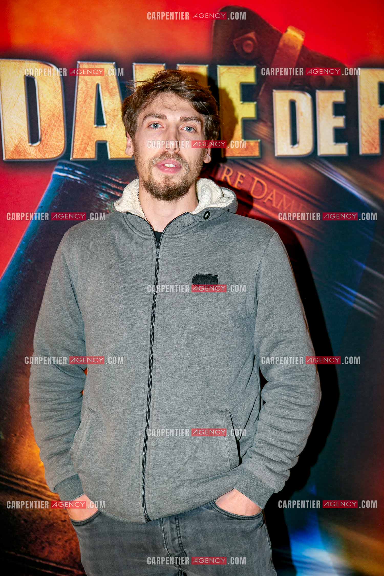 Générale de la comédie musicale Notre Dame de Paris au Palais des Congrés de Paris le 23 Nov 2023. Le chorégraphe Romain Herbé.