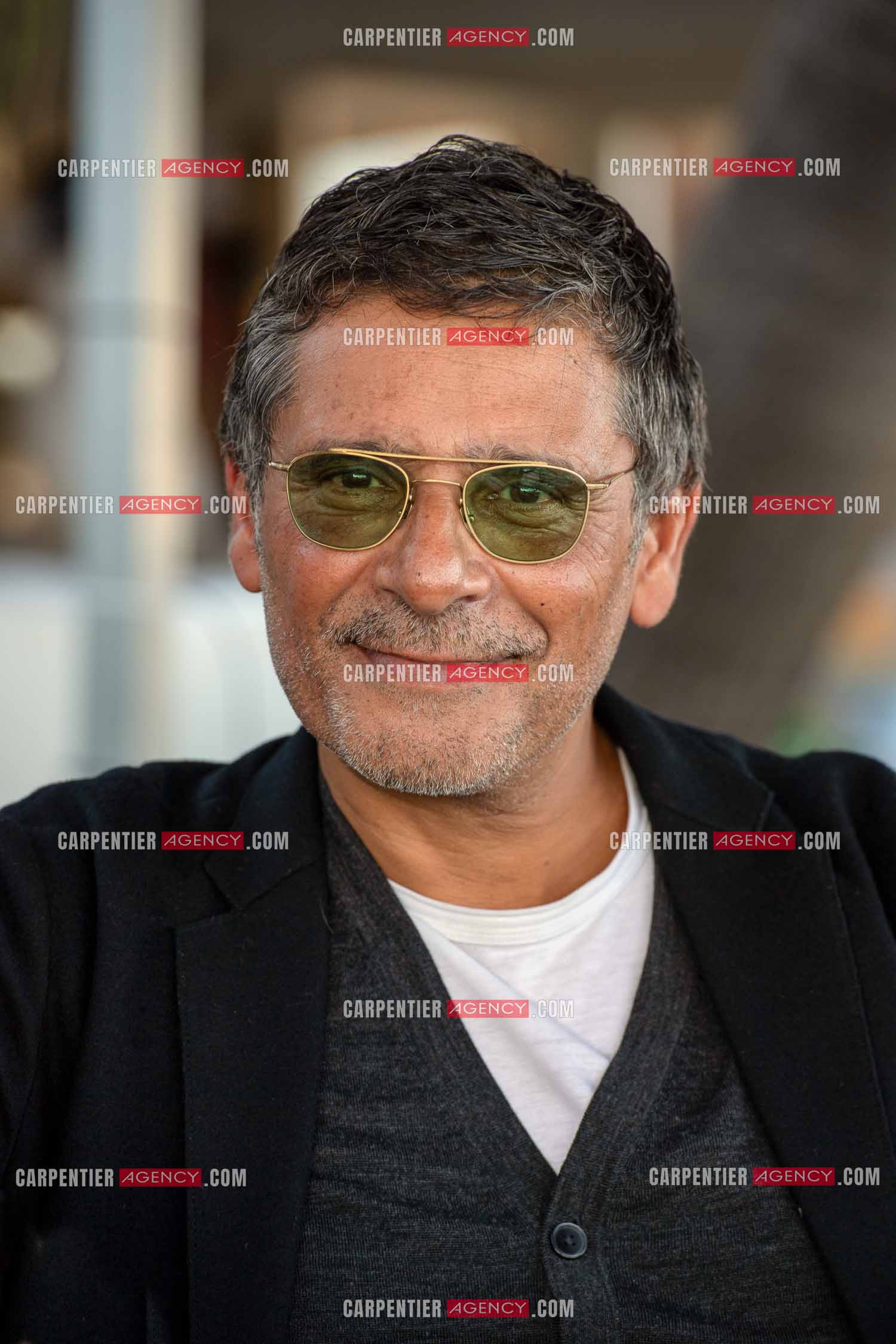 L'acteur Pascal Elbé sur la plage du Mourillon à Toulon pour la promo de son dernier film “ ON EST FAIT POUR S'ENTENDRE “ sortie prévue en salle pour le 17 novembre 2021.   ( Exclusif )