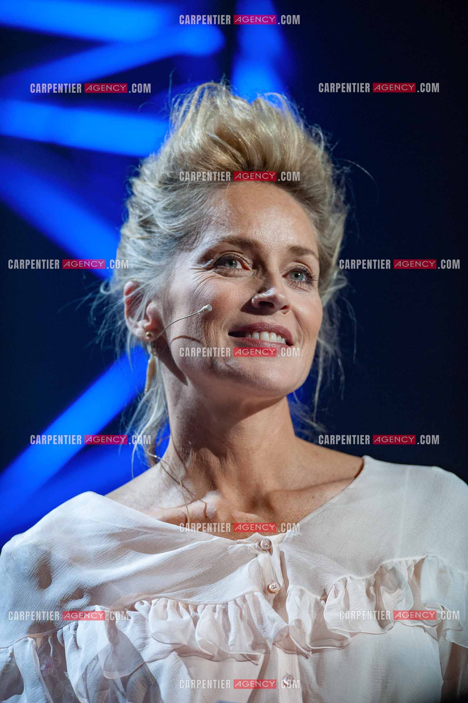 Concert au Zénith de Paris donné pour la journée internationale de la paix. L'actrice Américaine Sharon Stone.                                           ( Exclusif )