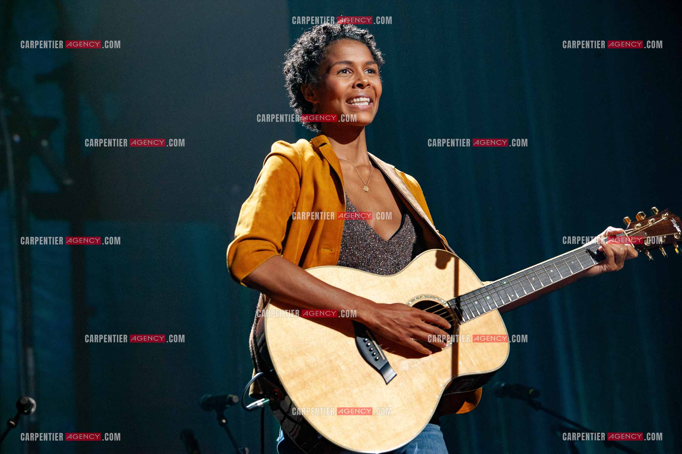 Concert au Zénith de Paris donné pour la journée internationale de la paix. La chanteuse Allemande Ayo.                                           ( Exclusif )