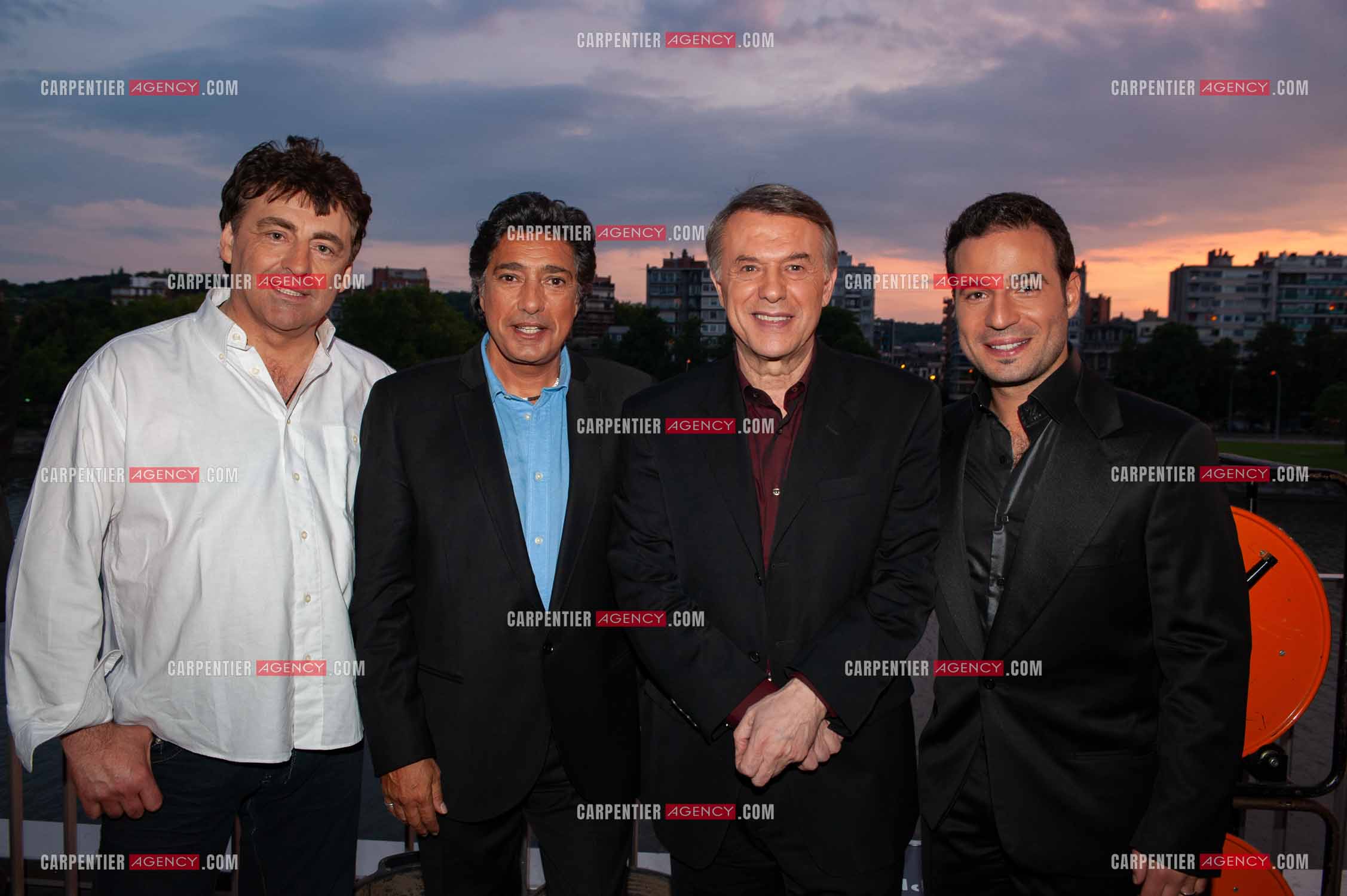 Émission spéciale en Belgique réunissant les Italianos Belges. Frédéric François, Claude Barzotti, Salvatore Adamo et Mario Barravecchia.   ( Exclusif )