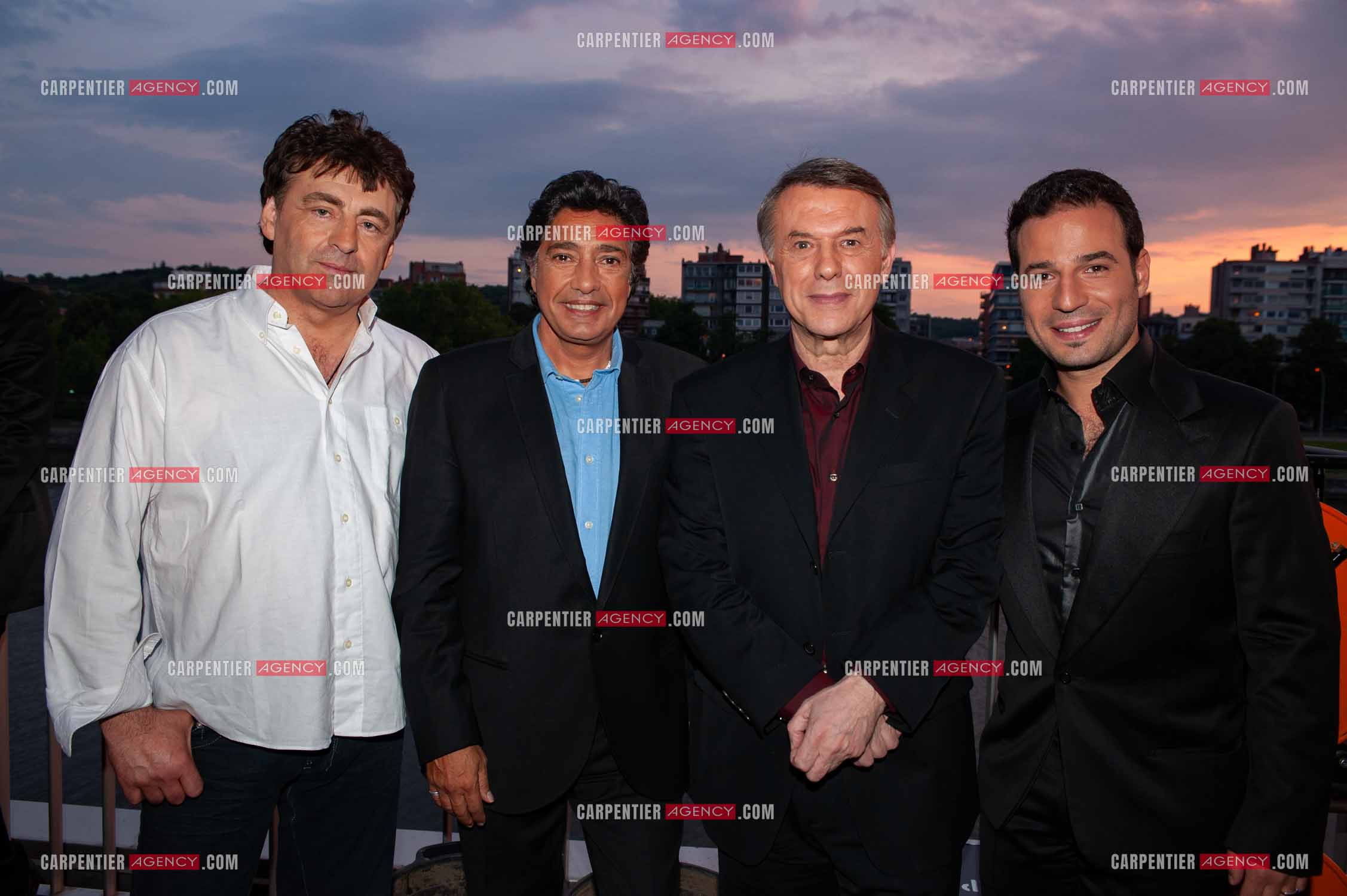 Émission spéciale en Belgique réunissant les Italianos Belges. Frédéric François, Claude Barzotti, Salvatore Adamo et Mario Barravecchia.   ( Exclusif )