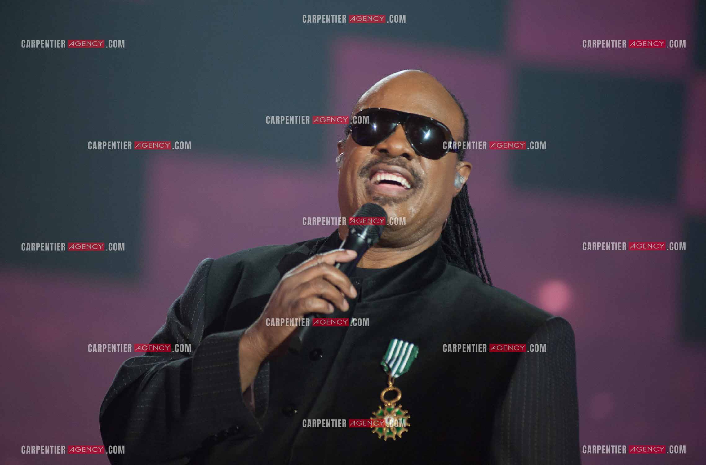 Le chanteur Stevie Wonder invité d'honneur des Victoires de la musique en 2010.