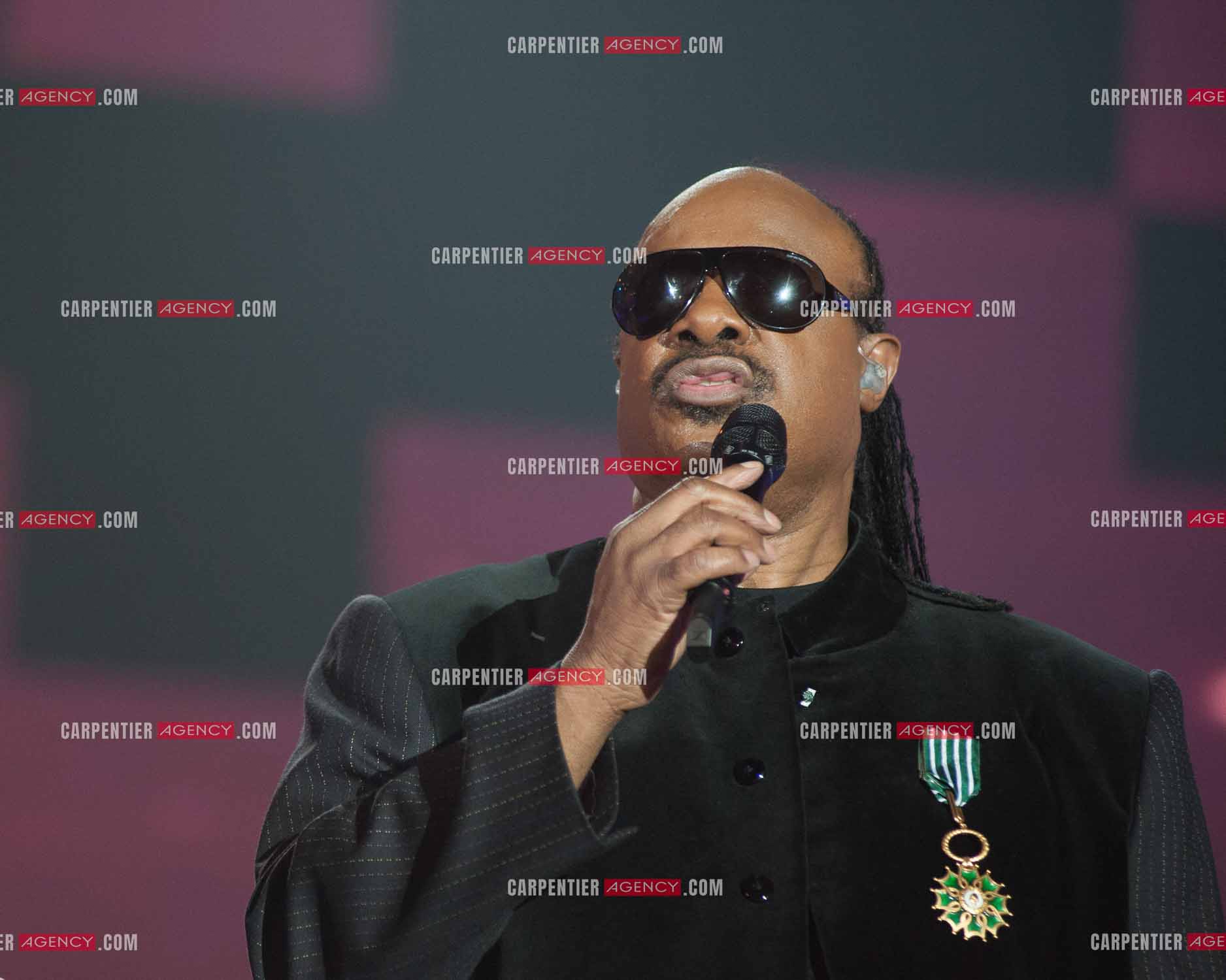 Le chanteur Stevie Wonder invité d'honneur des Victoires de la musique en 2010.