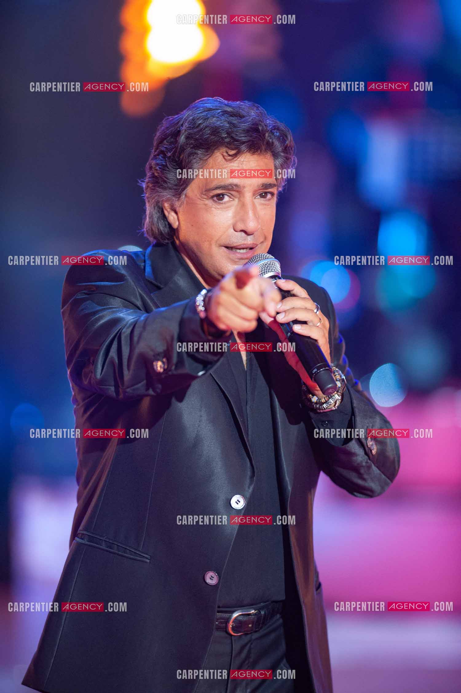 Le chanteur Frédéric François lors du Télé Vie à Bruxelles en Belgique le 07 mai 2011.