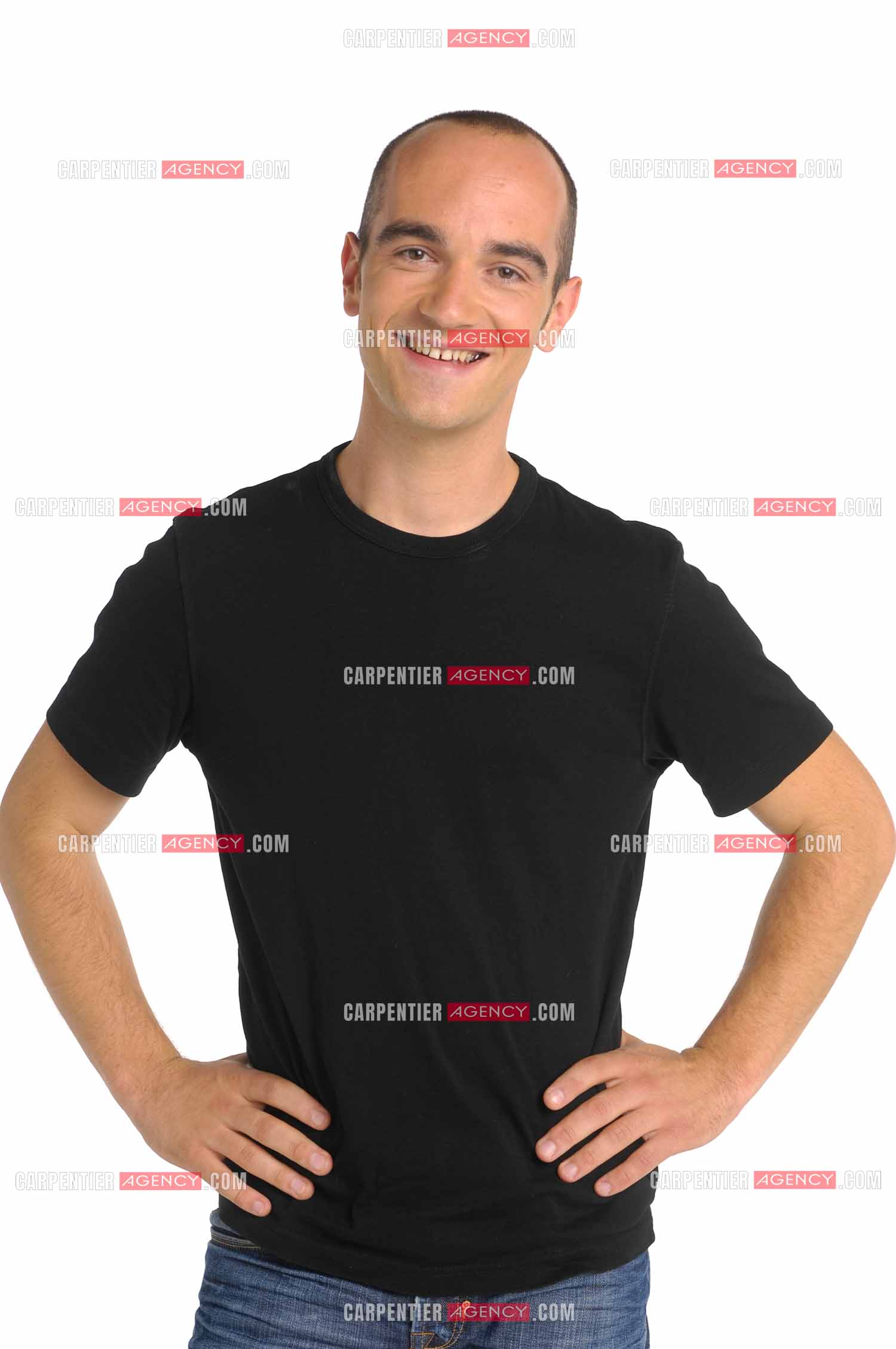 Le chanteur Guillaume Adelbert. ( Exclusif )