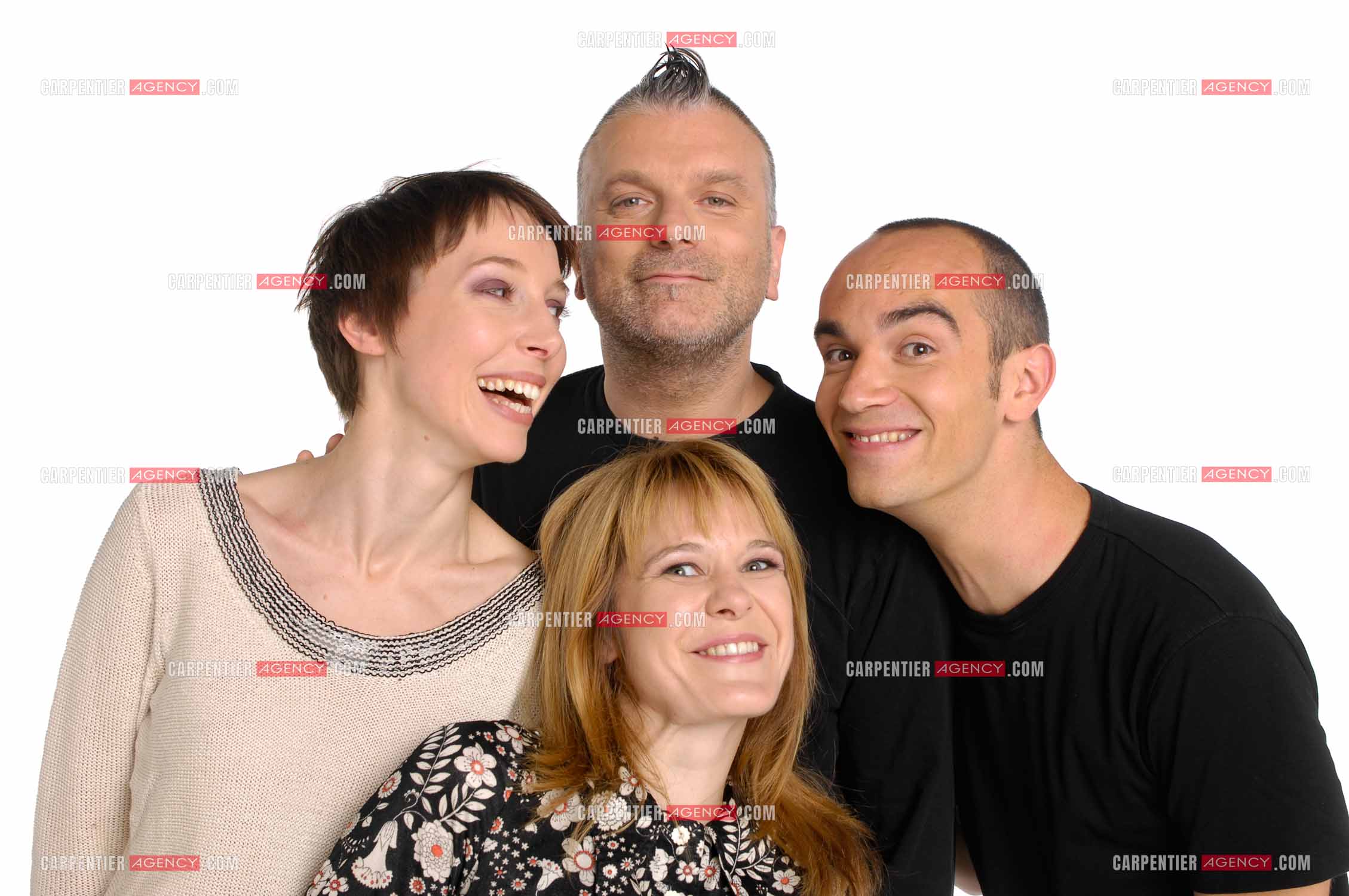 La troupe " Génération Sylvestre " avec Sansévérino, Guillaume Adelbert, Agnès Bihl, et Jeanne Cherhal. ( Exclusif )
