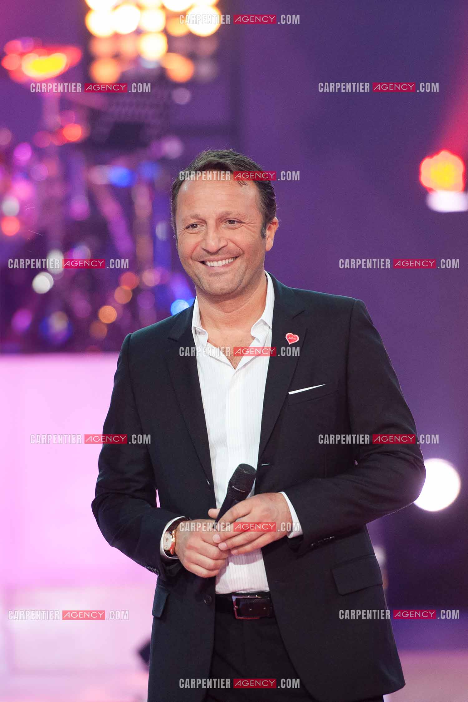 L'animateur Jacques Essebag dit Arthur lors du Télé Vie à Bruxelles en Belgique le 07 mai 2011.