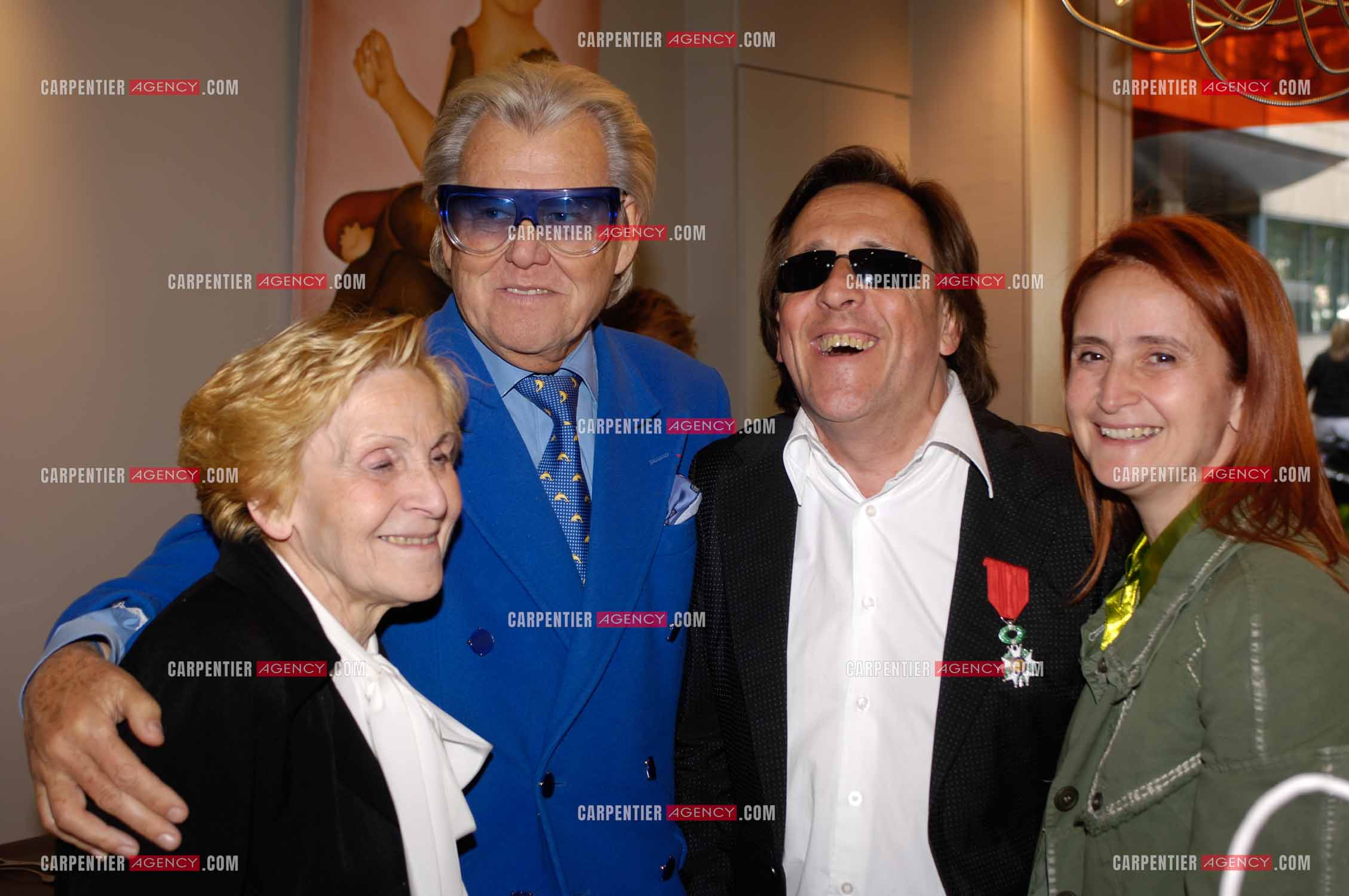 Michou en presence de Gilbert Montagne pour la remise de de sa Legion d'Honneur a l'Élysée.  ( Exclusif )