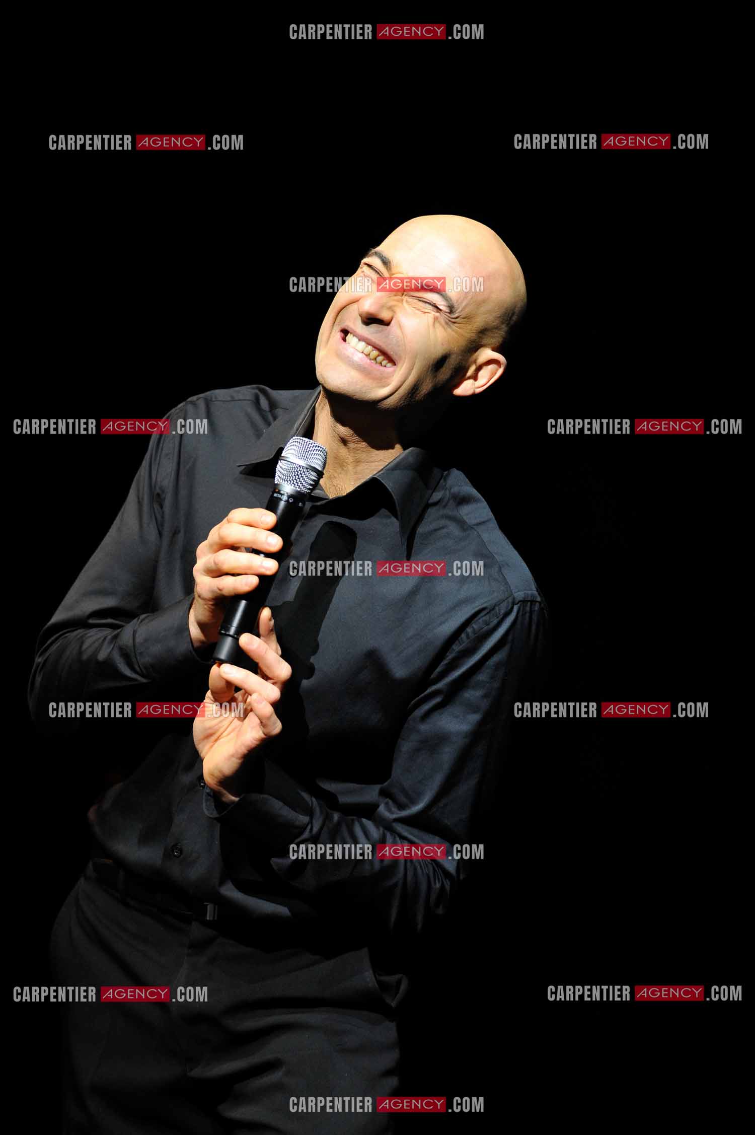 L'humoriste Nicolas Canteloup au Zenith de Paris en 2010.  ( Exclusif )