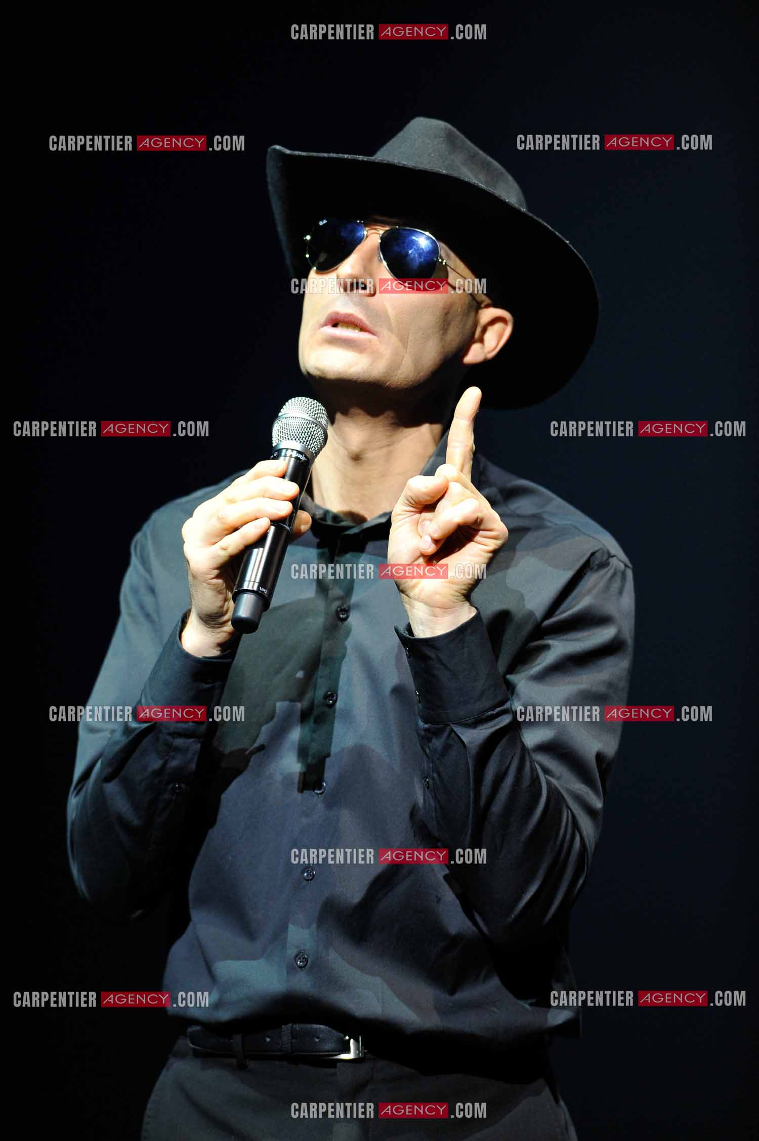L'humoriste Nicolas Canteloup au Zenith de Paris en 2010.  ( Exclusif )