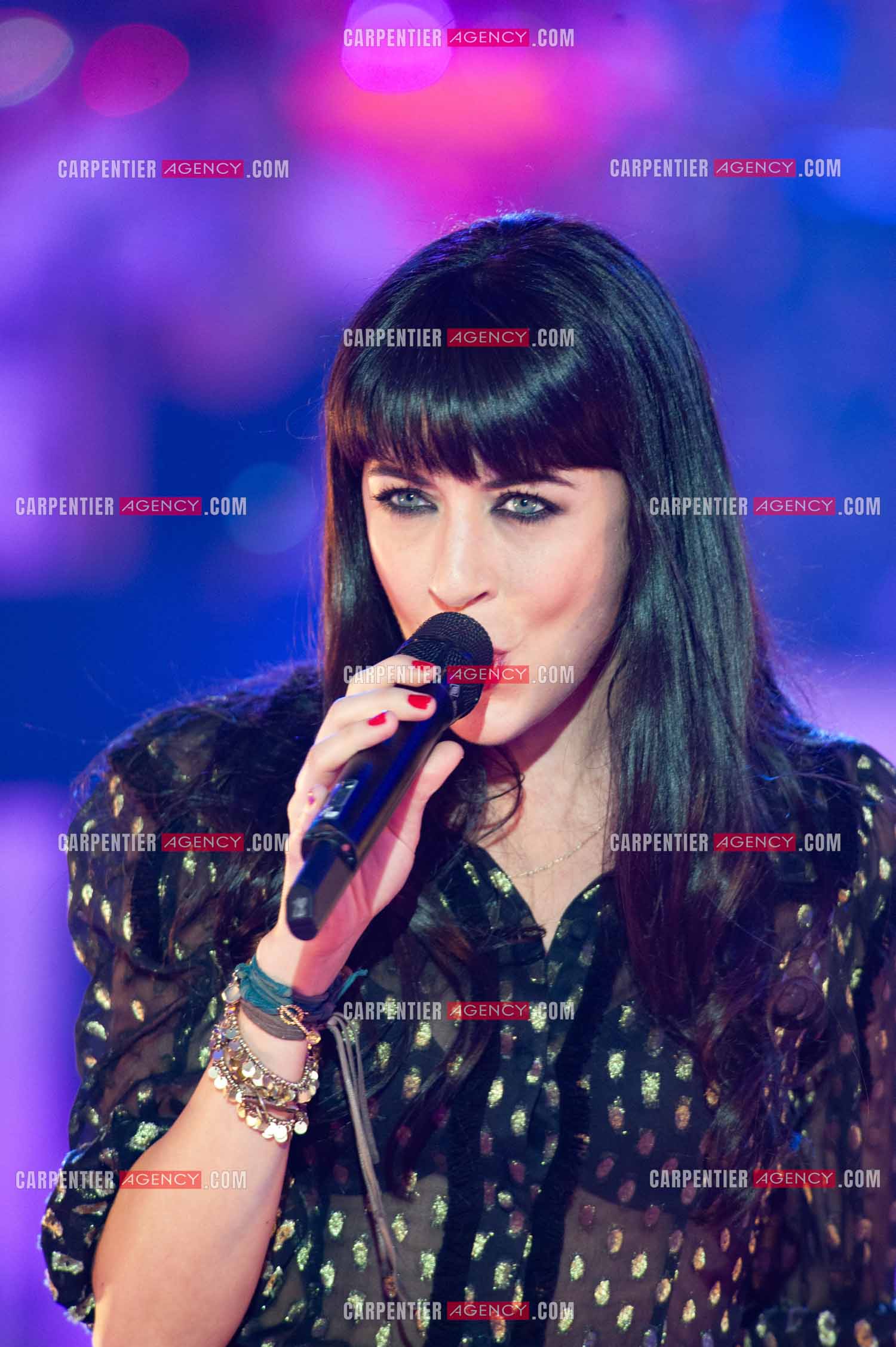 La chanteuse Nolwenn Leroy lors du Télé Vie à Bruxelles en Belgique le 07 mai 2011.