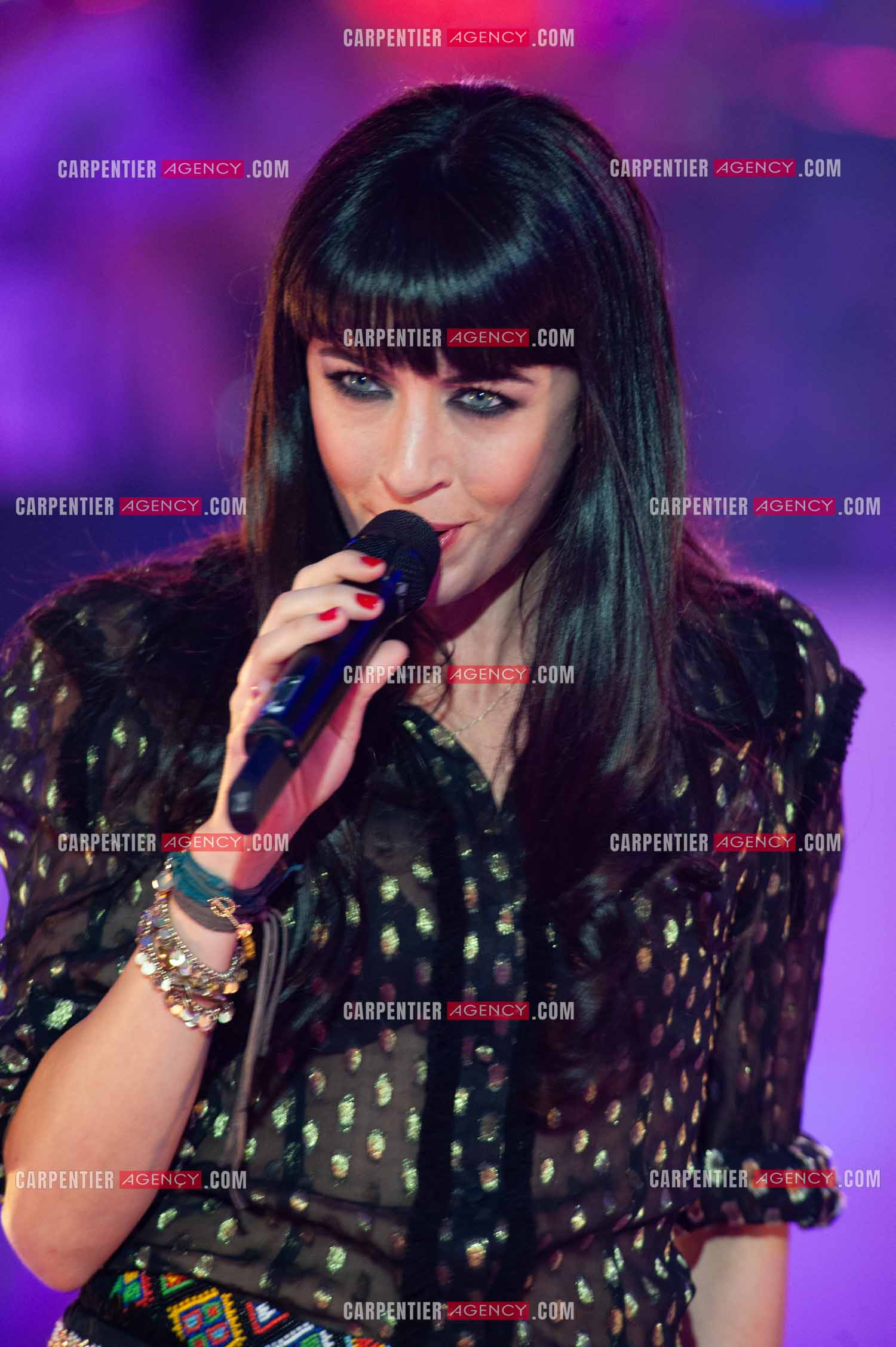 La chanteuse Nolwenn Leroy lors du Télé Vie à Bruxelles en Belgique le 07 mai 2011.