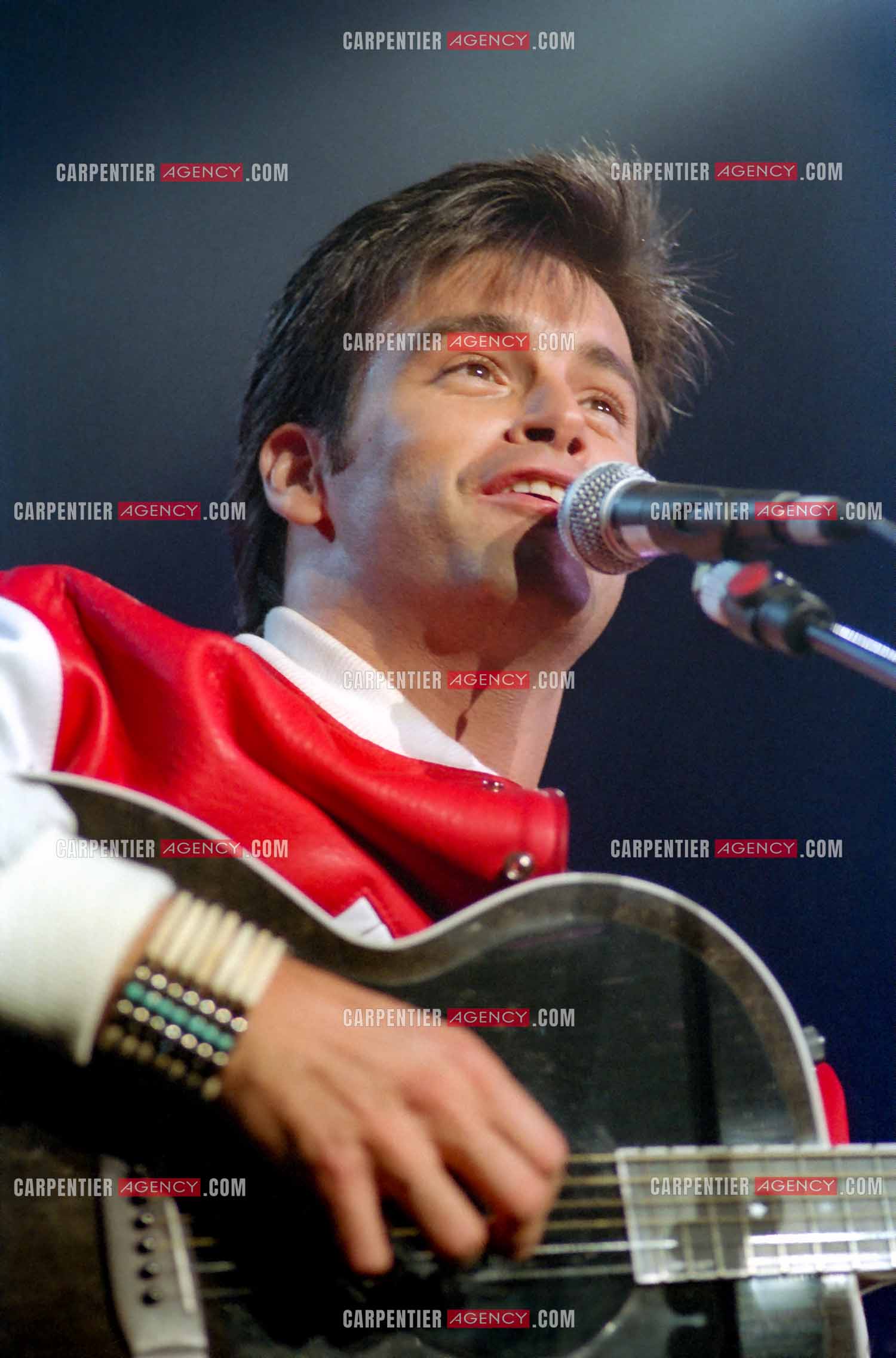 Le chanteur Canadien Roch Voisine en concert au POPB de Paris Bercy le 6 Février 1992.