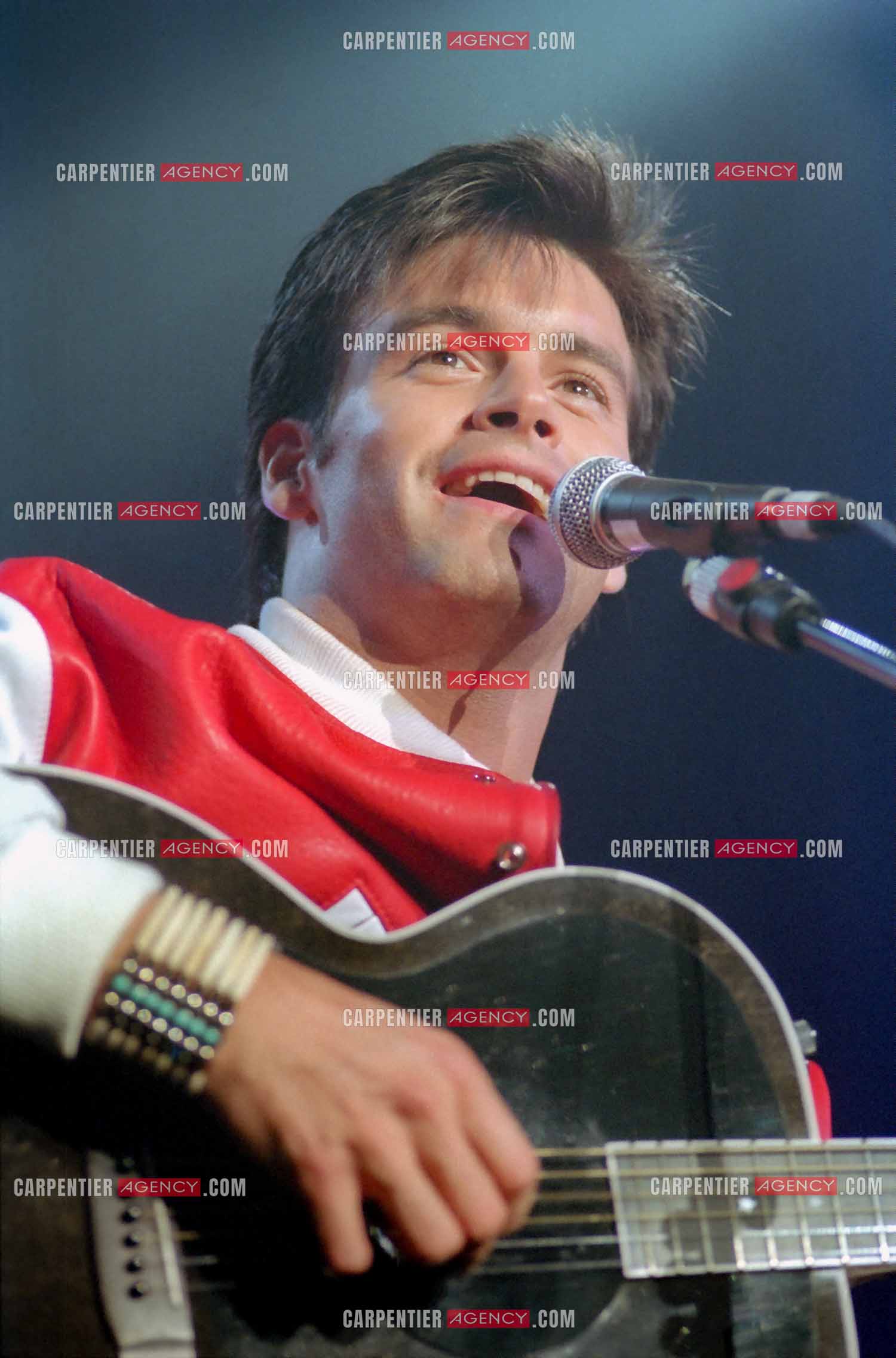 Le chanteur Canadien Roch Voisine en concert au POPB de Paris Bercy le 6 Février 1992.