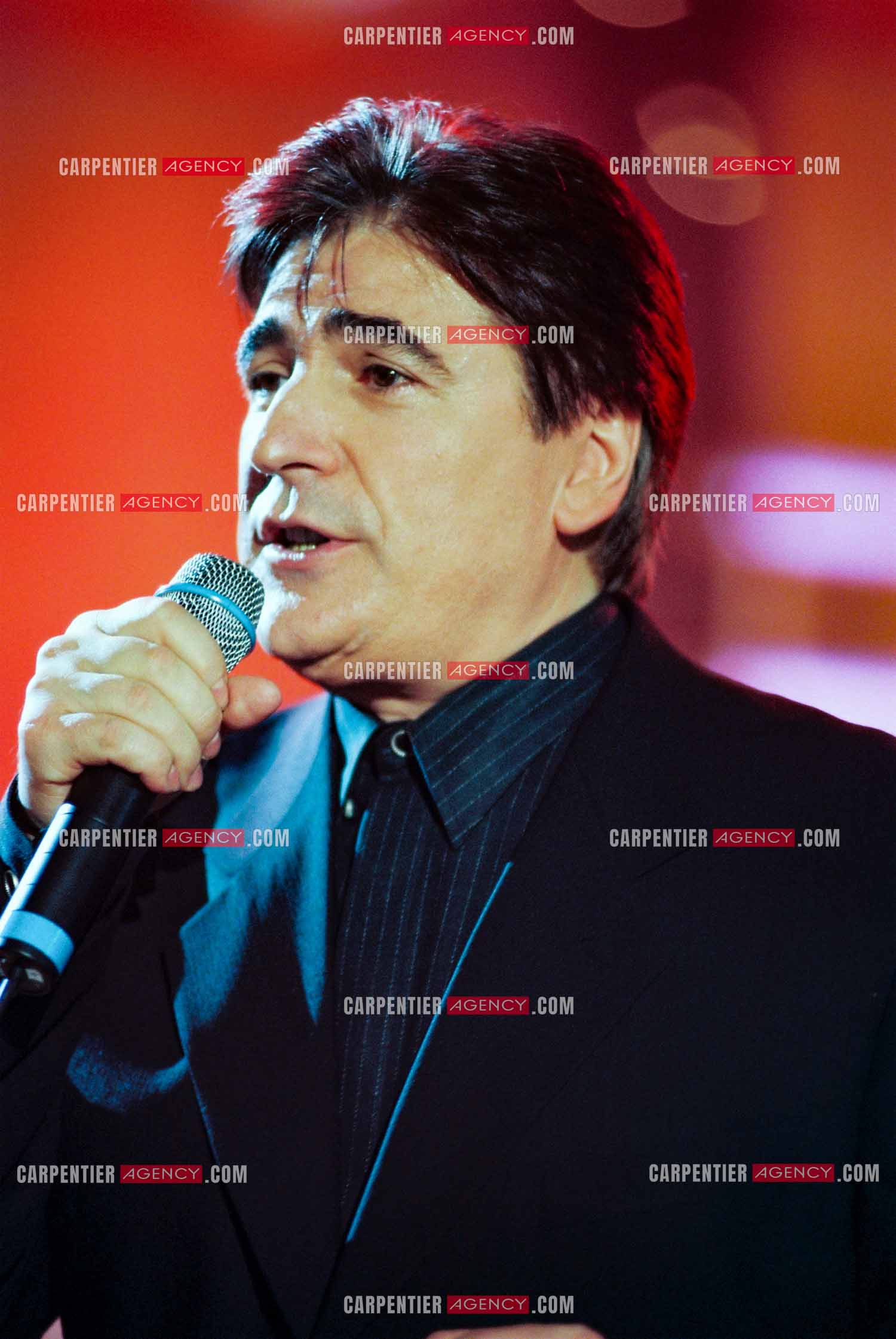 Le chanteur Serge Lama invité de l'émission “FA SI LA CHANTER“.   ( Exclusif )