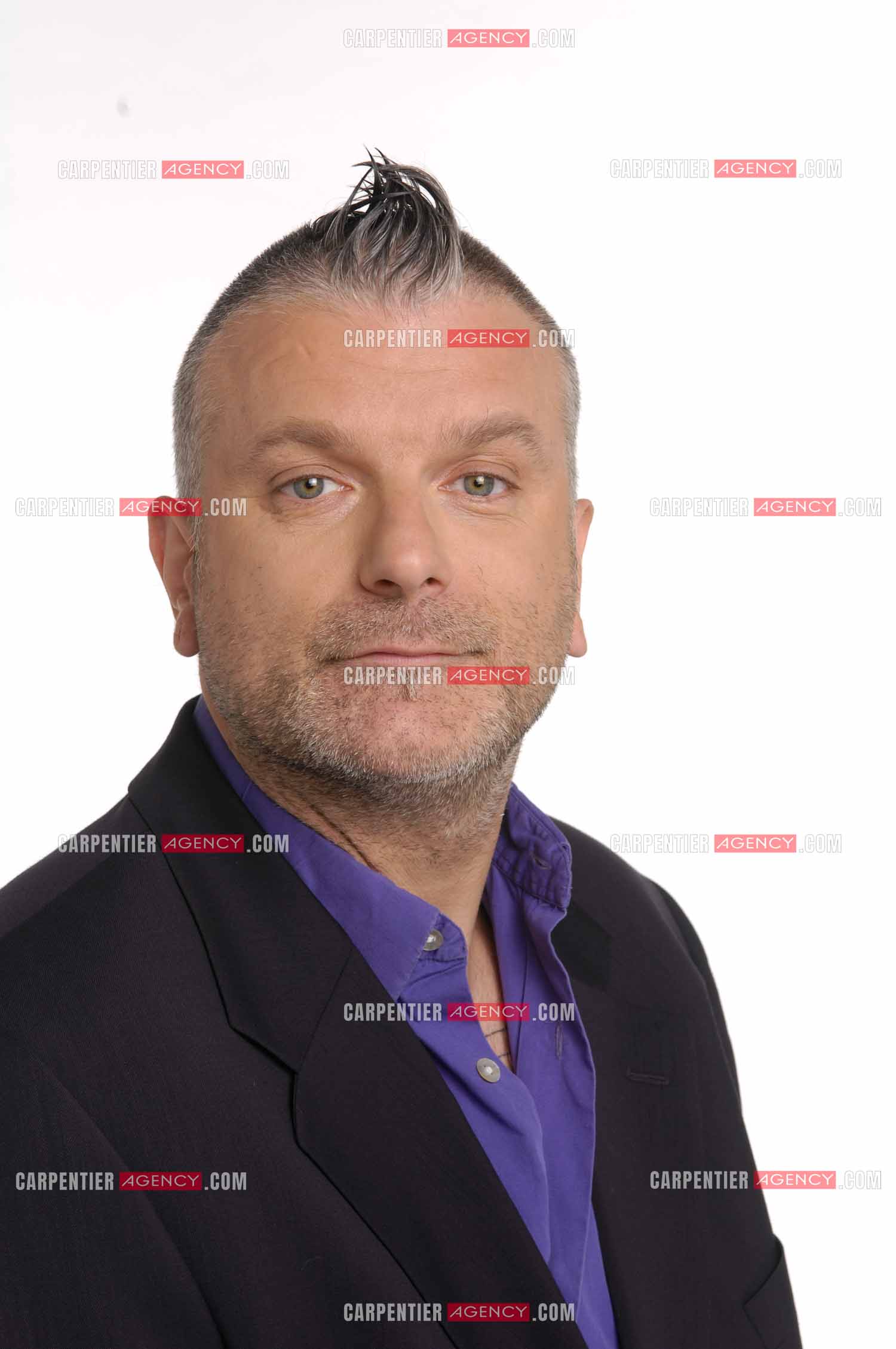 Le chanteur Sansévérino. ( Exclusif )