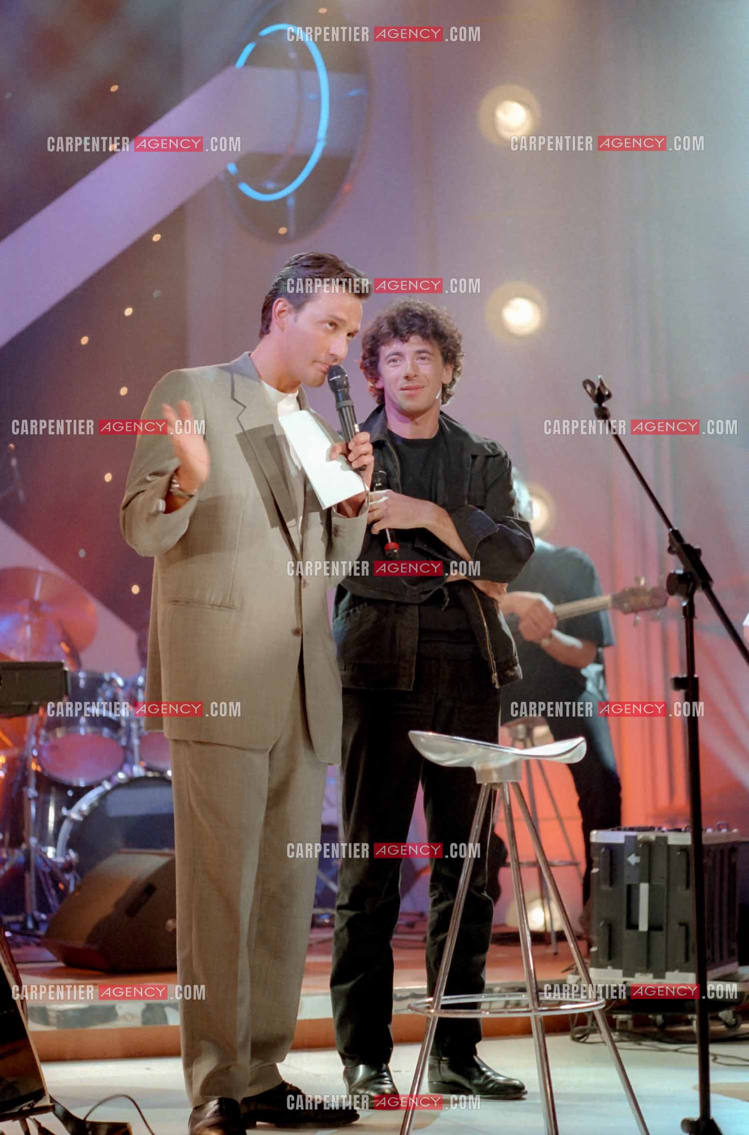 Enregistrement de l'émission “ Si on chantait “ présenté par Julien Courbet et diffusée  sur TF1. Invité de l'émission, le chanteur Patrick Bruel. ( Exclusif )