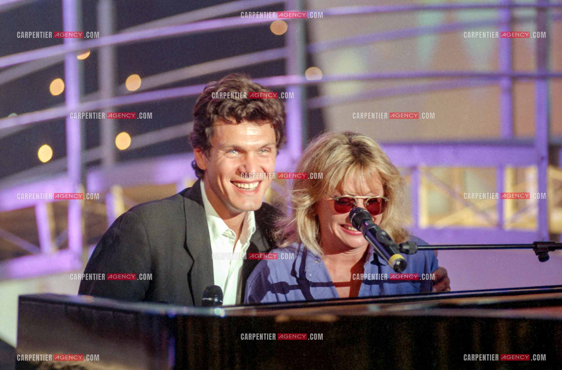 Enregistrement de l'émission “ Si on chantait “ et diffusée  sur TF1. Invité de l'émission, le chanteur Marc Lavoine en duo avec la chanteuse Véronique Sanson.( Exclusif )
