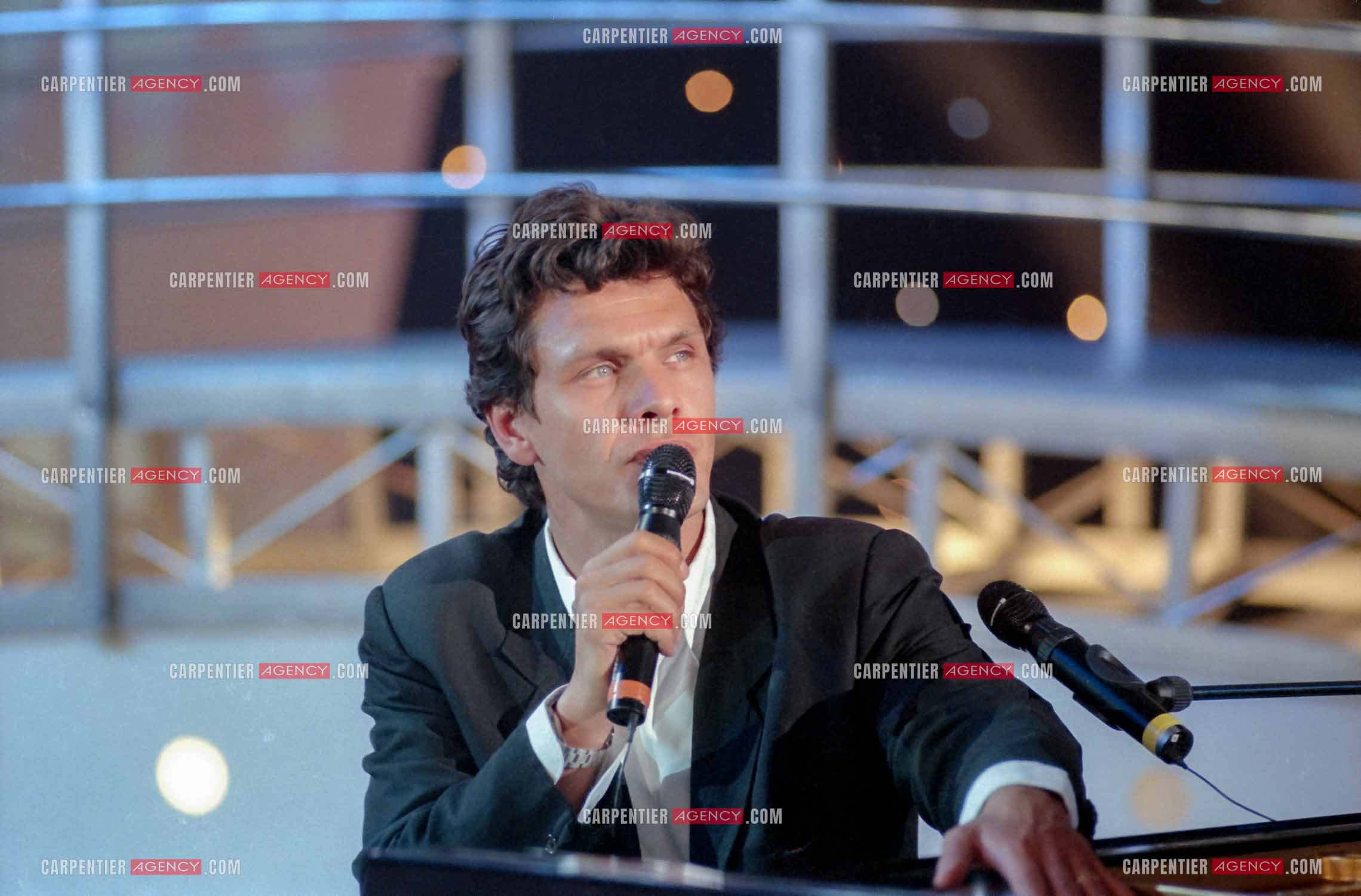 Enregistrement de l'émission “ Si on chantait “ et diffusée  sur TF1. Invité de l'émission, le chanteur Marc Lavoine.( Exclusif )