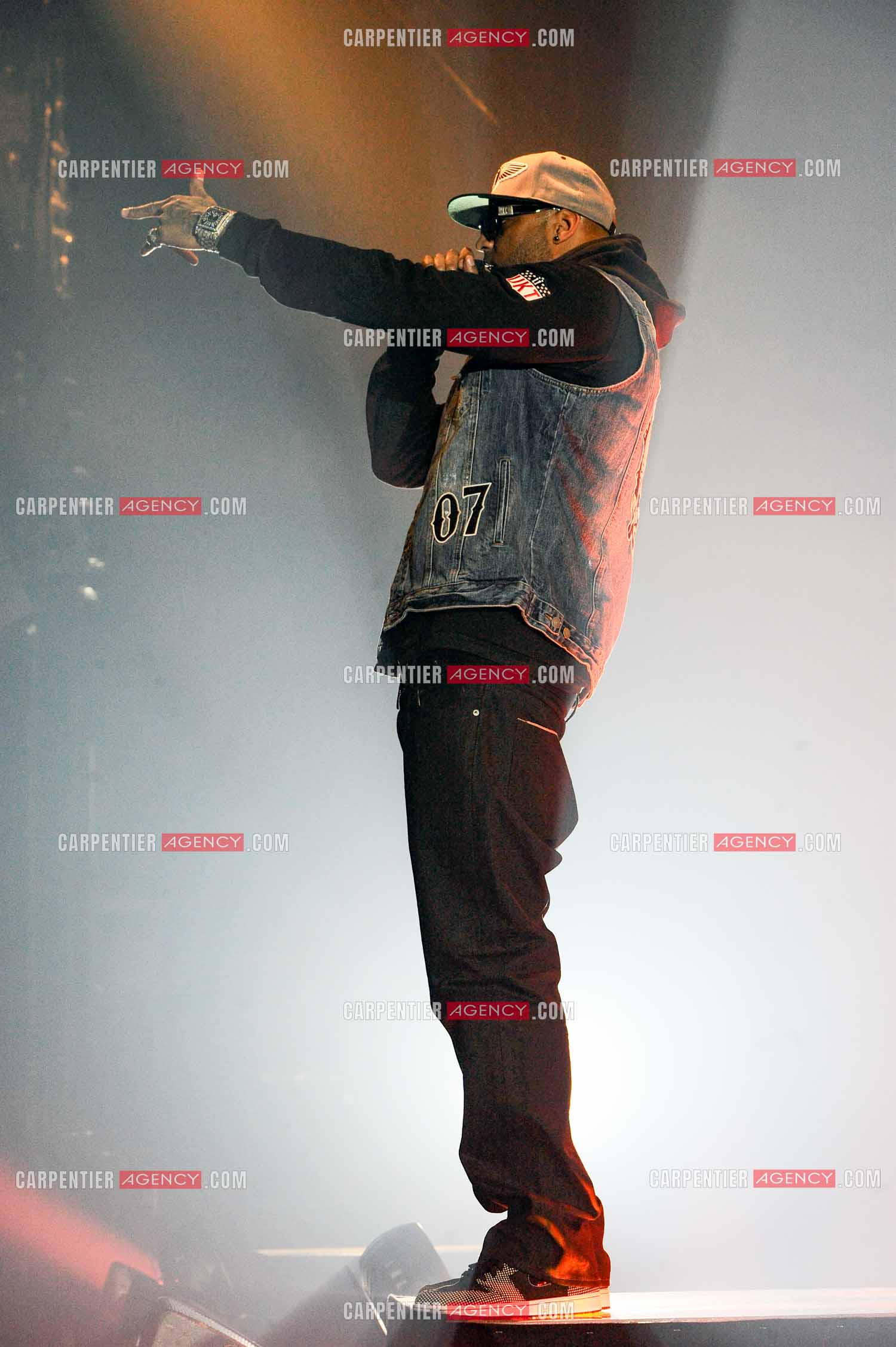 Le rappeur Élie Yaffa, dit Booba en concert au Zénith de Paris en 2007. ( Exclusif )