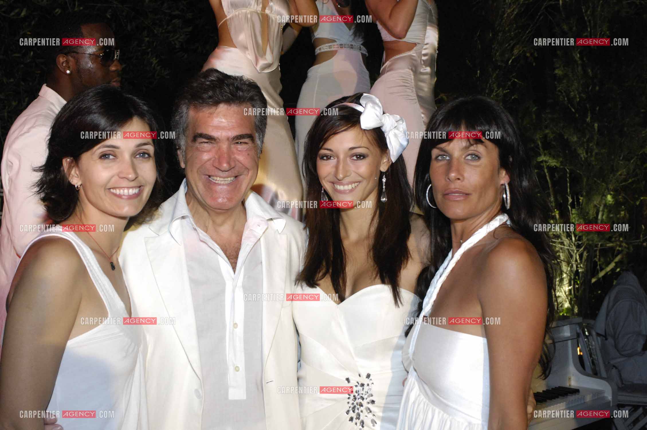 L'actrice Adeline Blondieau, Norbert atlan, Miss France 2007 Rachel Legrain-Trapani et l'actrice Astrid Veillon lors de la Soirée Blanche à Ramatuelle en 2007.  ( Exclusif )