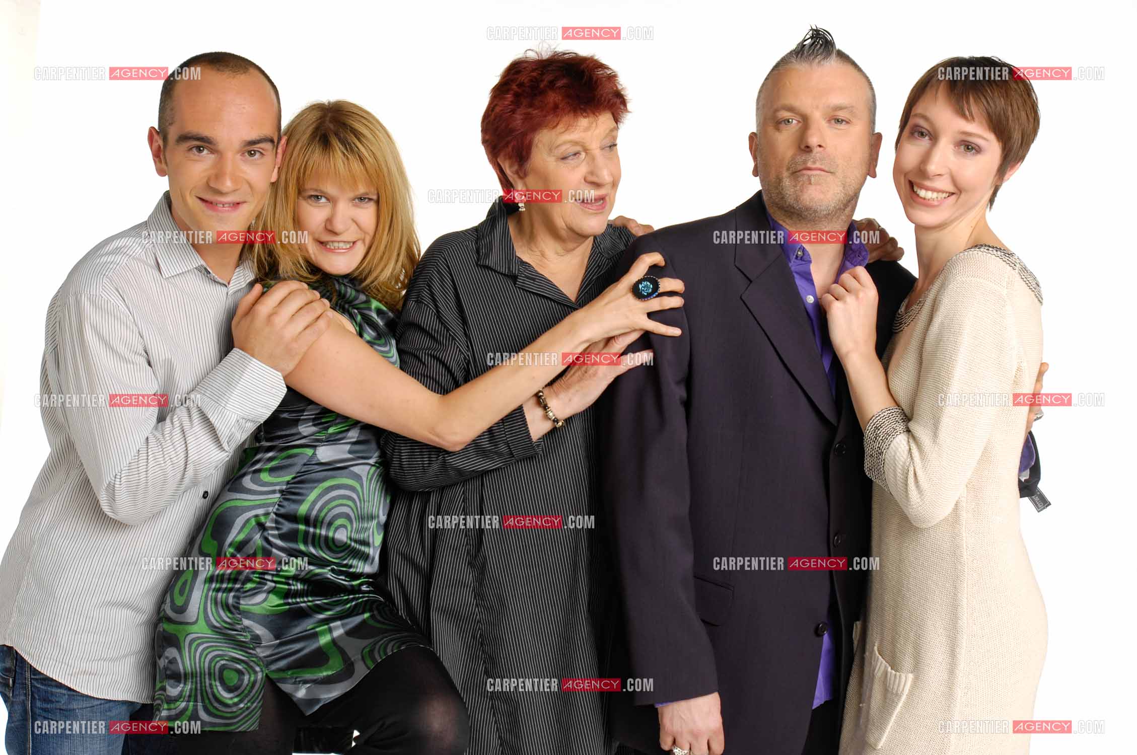 La chanteuse Anne Sylvestre  et sa troupe " Génération Sylvestre " avec Sansévérino, Guillaume Adelbert, Agnès Bihl, et Jeanne Cherhal. ( Exclusif )