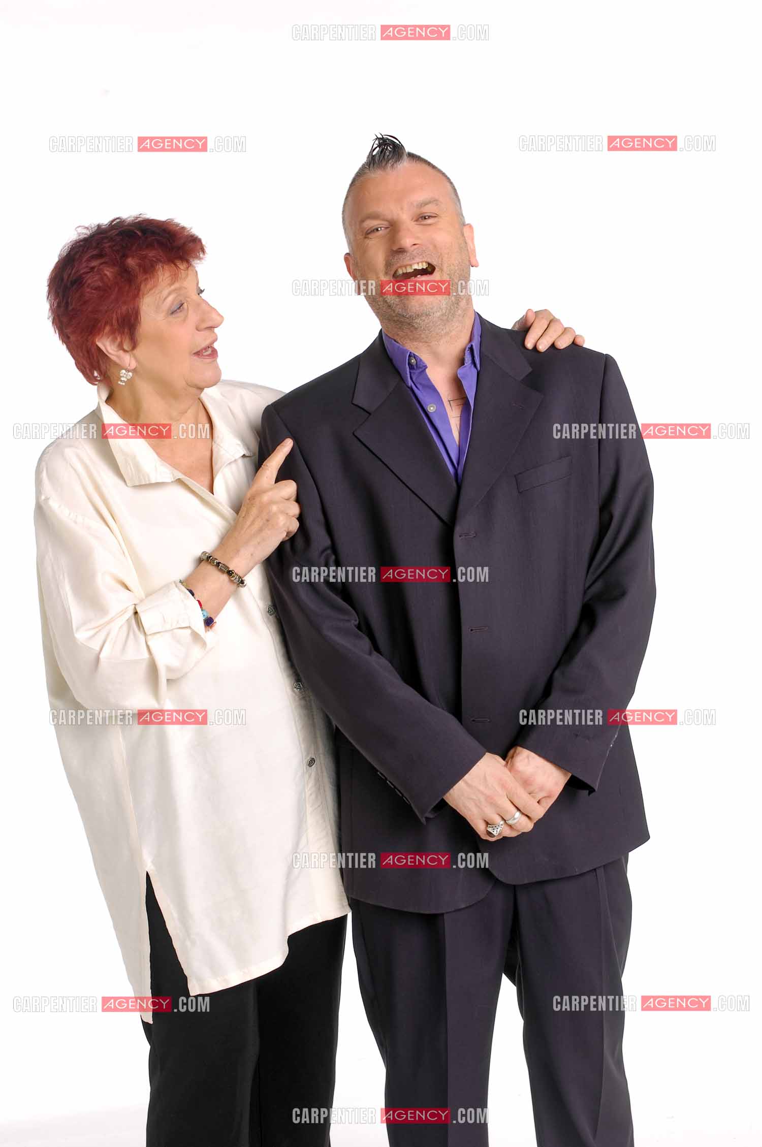 La chanteuse Anne Sylvestre  avec Sansévérino. ( Exclusif )