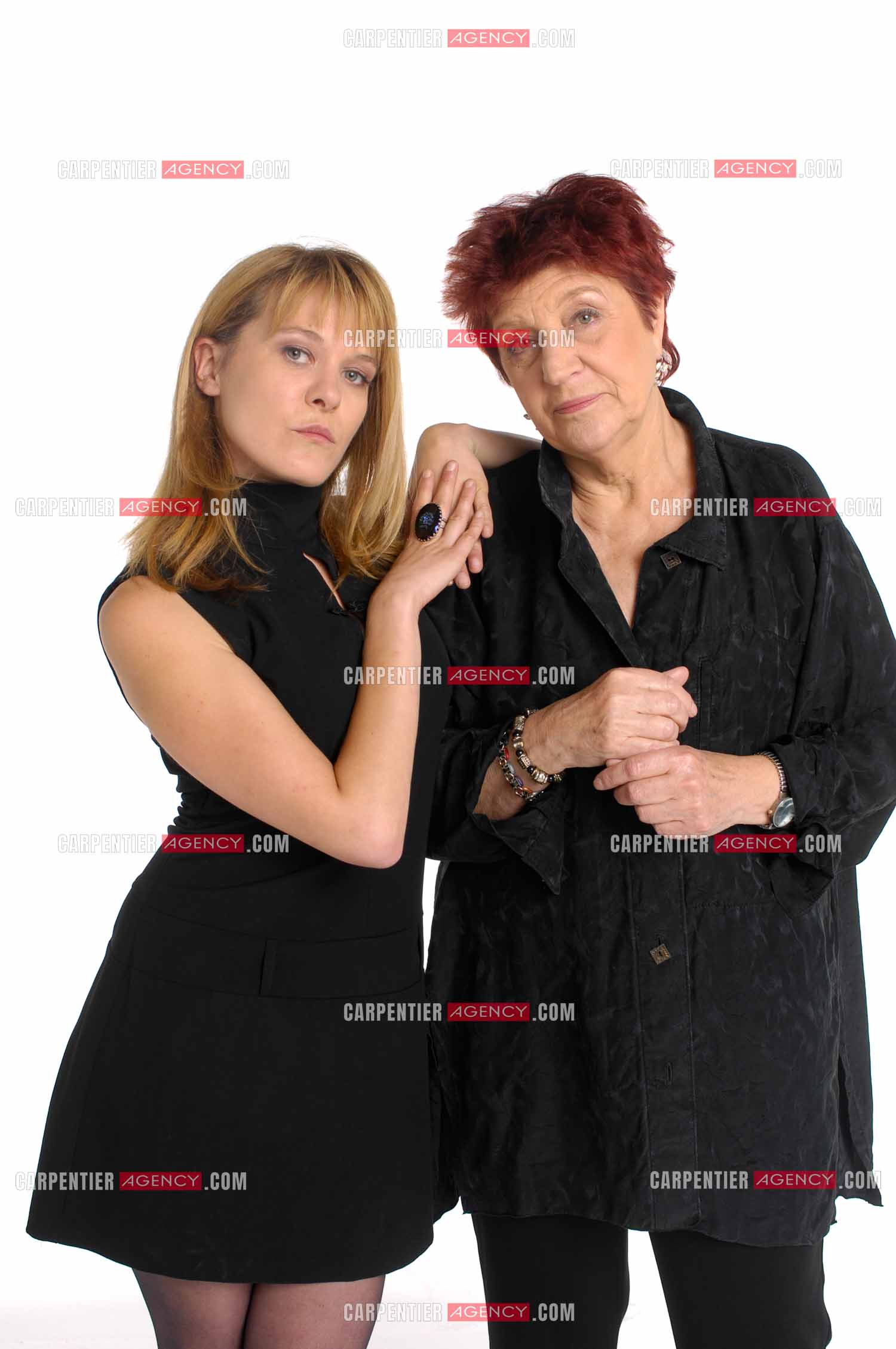 La chanteuse Anne Sylvestre et Agnès Bihl. ( Exclusif )