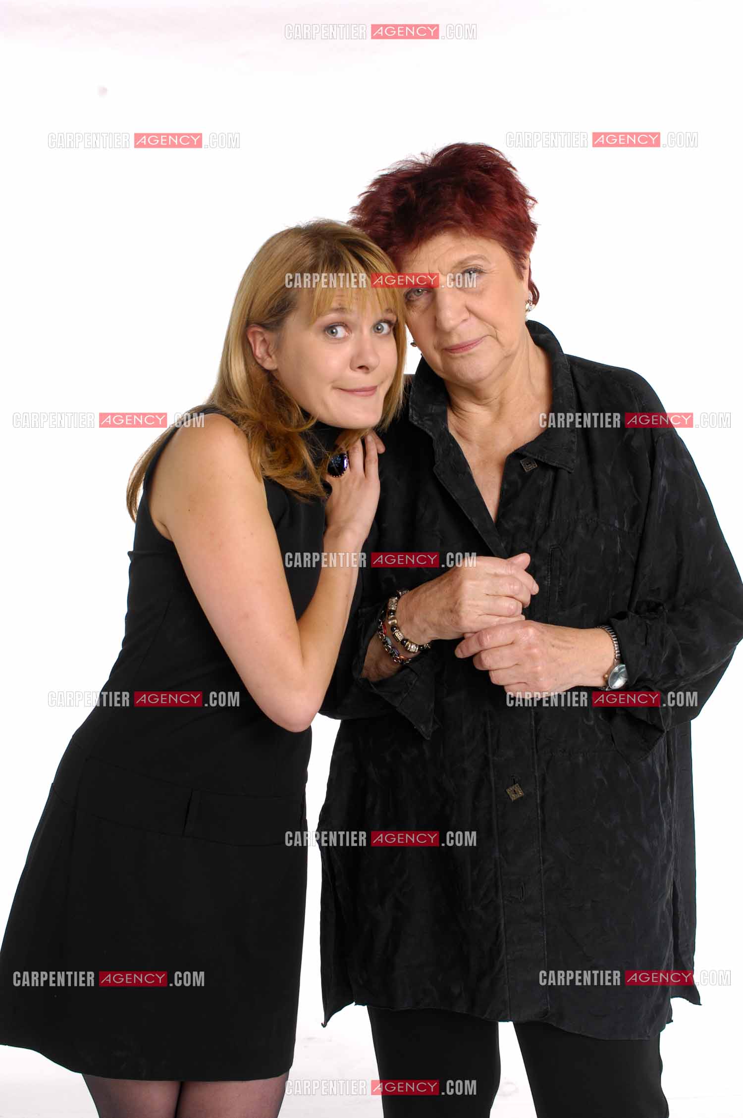 La chanteuse Anne Sylvestre et Agnès Bihl. ( Exclusif )