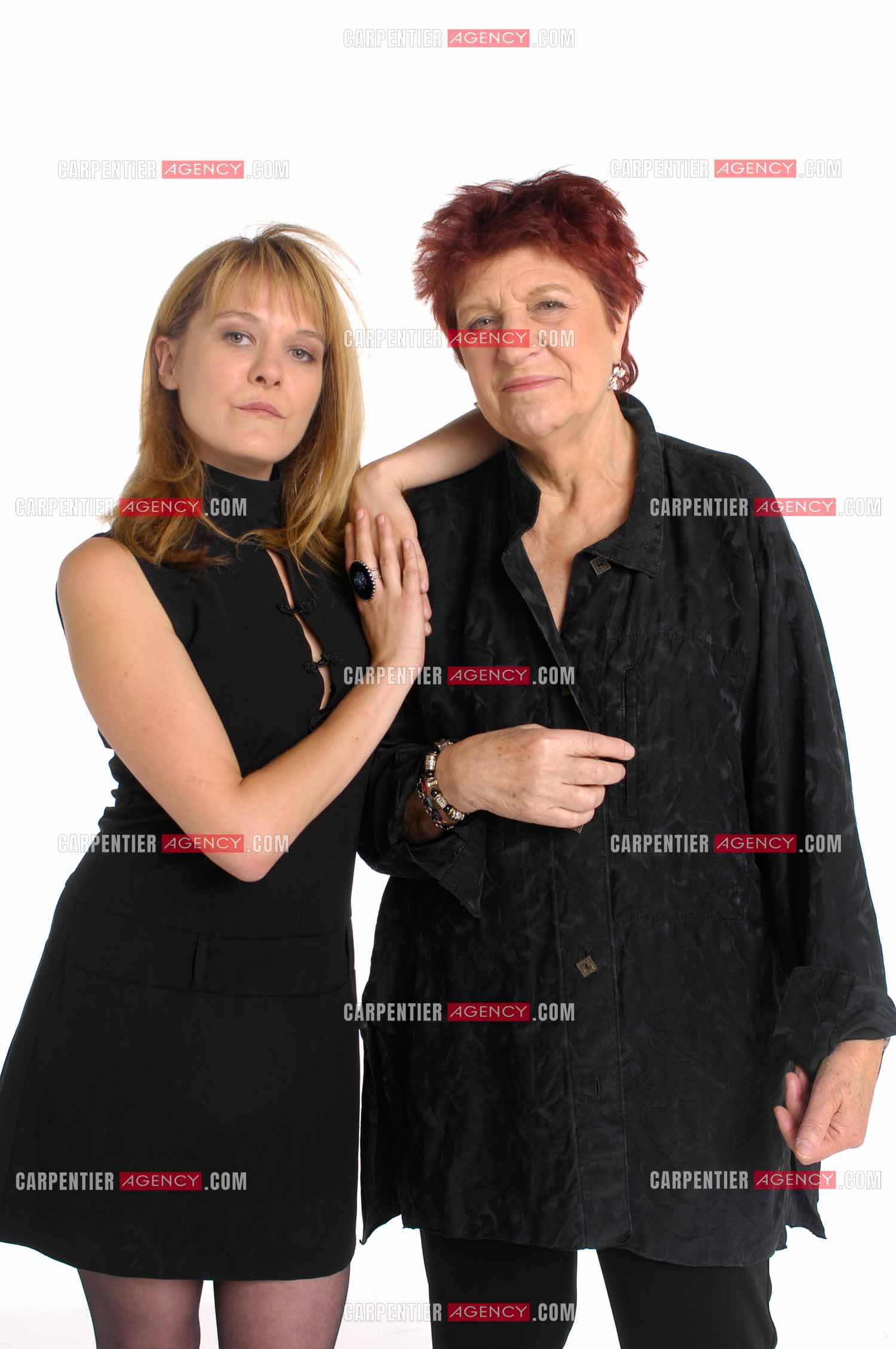 La chanteuse Anne Sylvestre et Agnès Bihl. ( Exclusif )